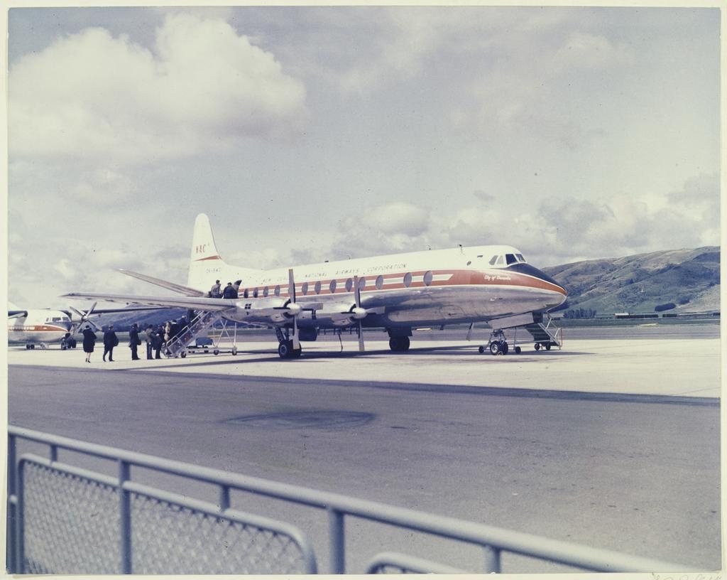 City of Dunedin, NAC viscount, Dunedin Airport