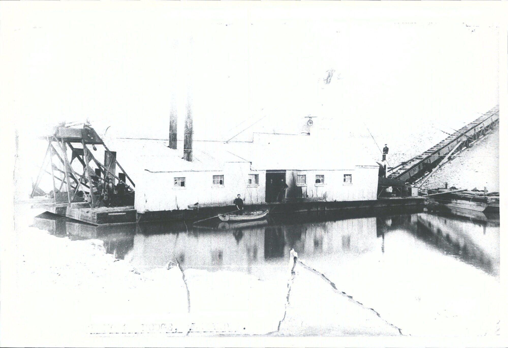 Earnscleugh No. 2 Dredge, Alexandra
