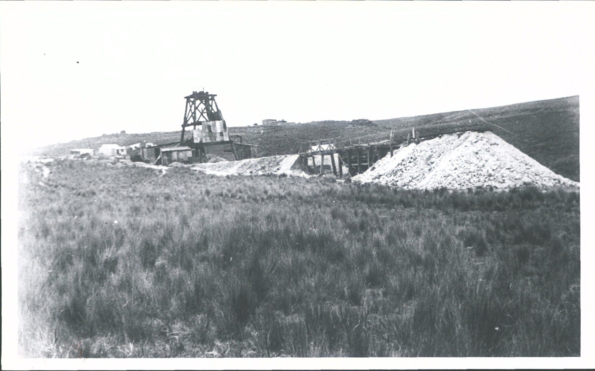 The Barewood Gold Mining Co's poppet head showing a dump of waste stone (excavated as the shaft was deepened)