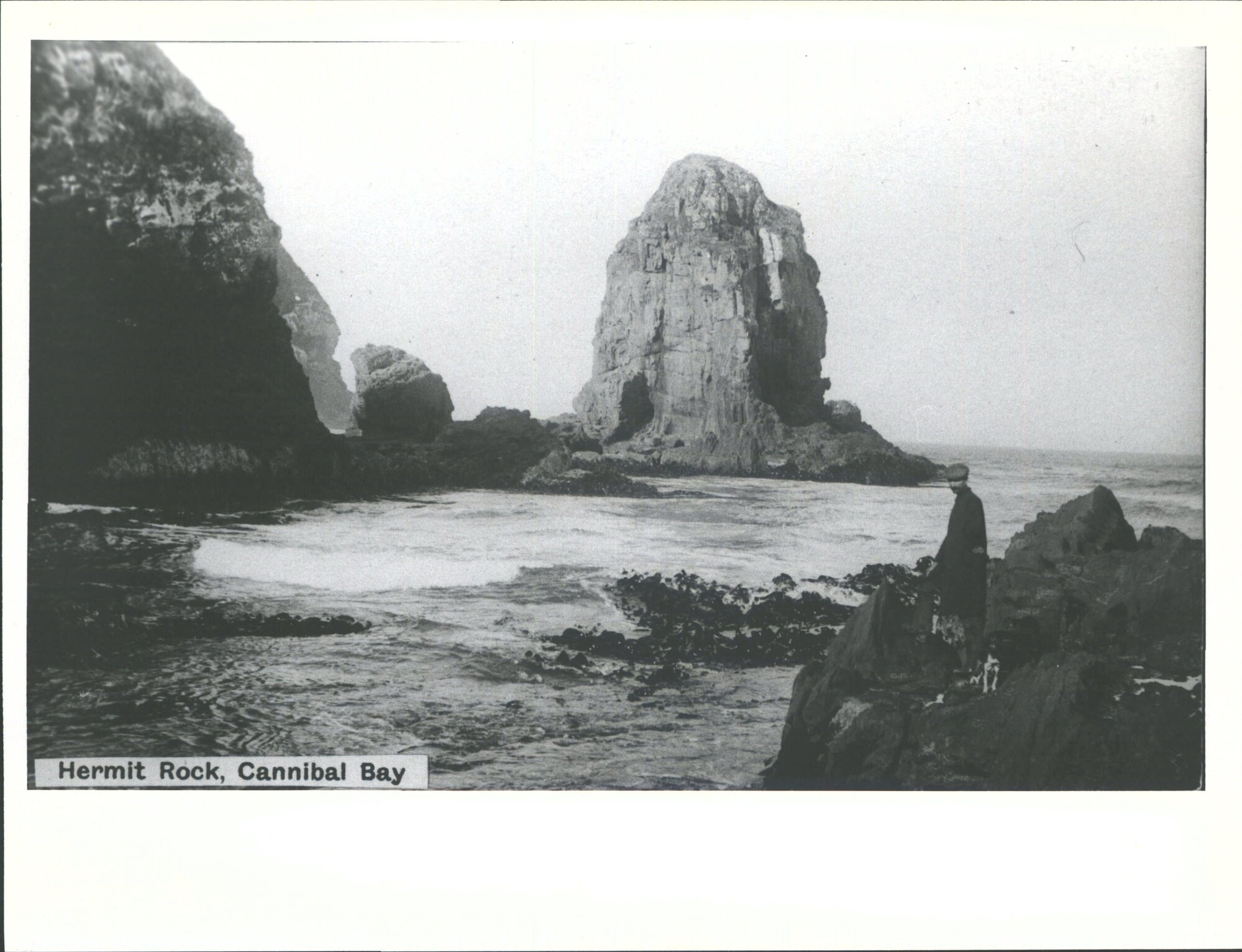 Hermit Rock, Cannibal Bay