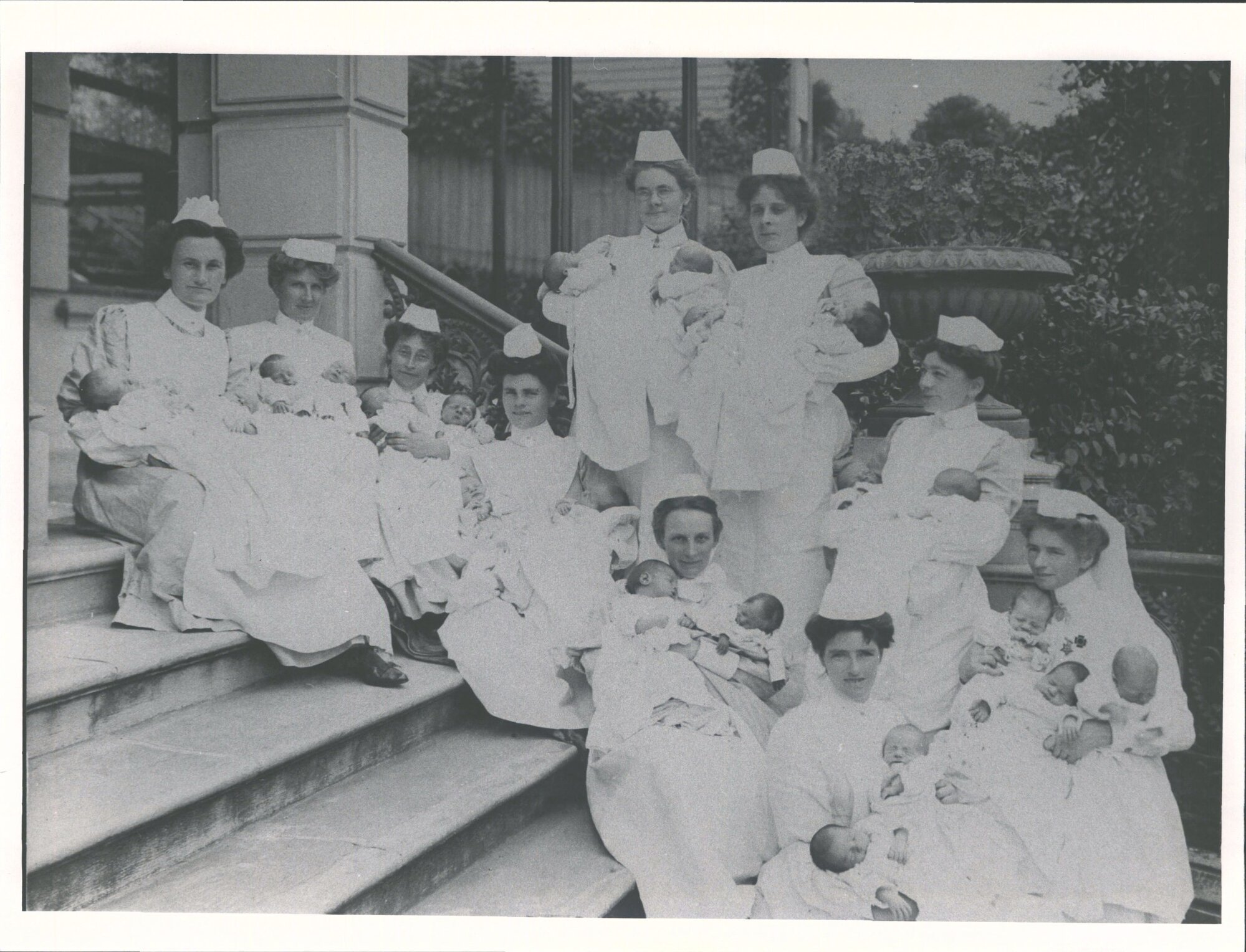 St Helens Maternity Hospital, Karitane nurses
