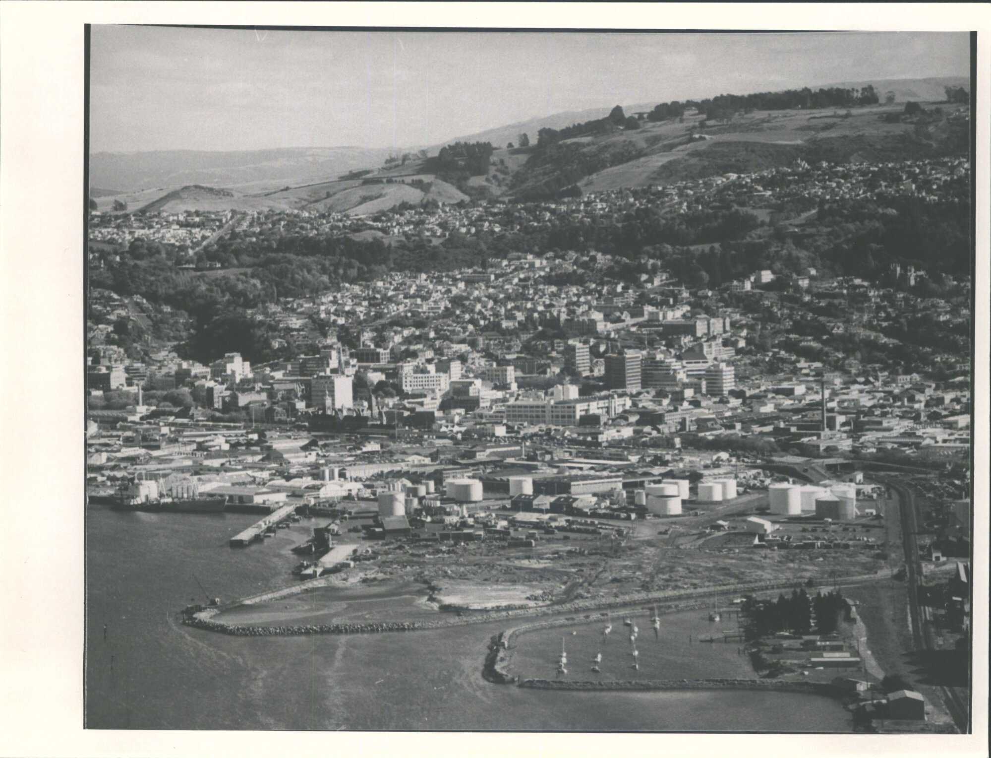 Ap 1981, Boat Harbour &amp; Roll on area