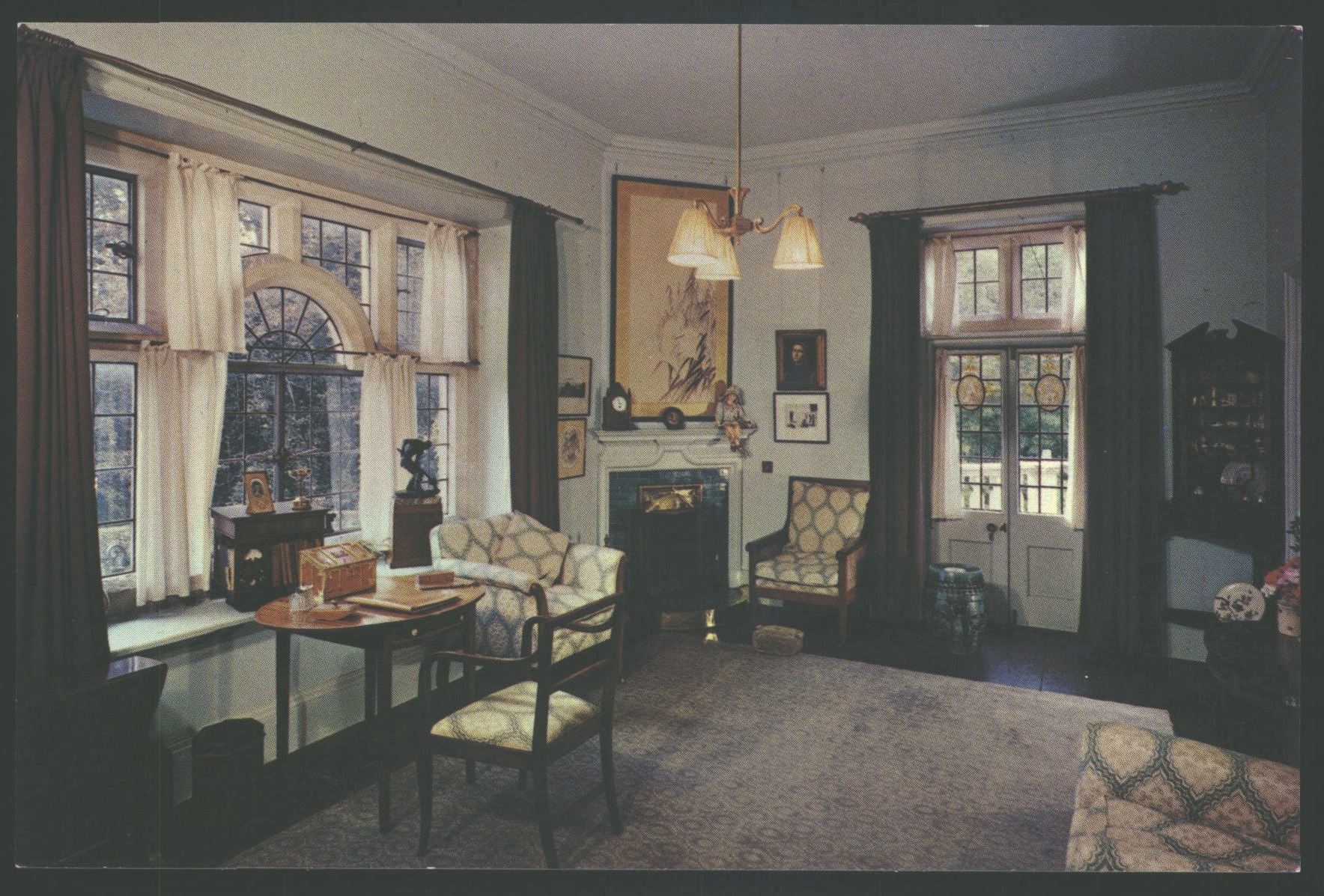Writing Room- A quiet sunny Edwardian Room