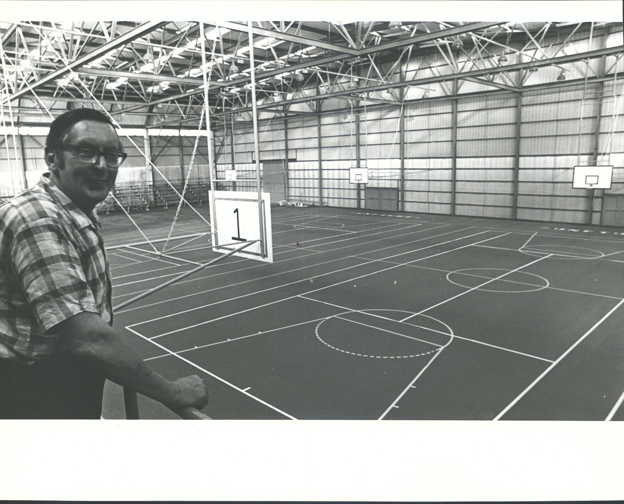 Dunedin . Memorial Park Sports Stadium 1975  Victoria Road  - Mr Mason