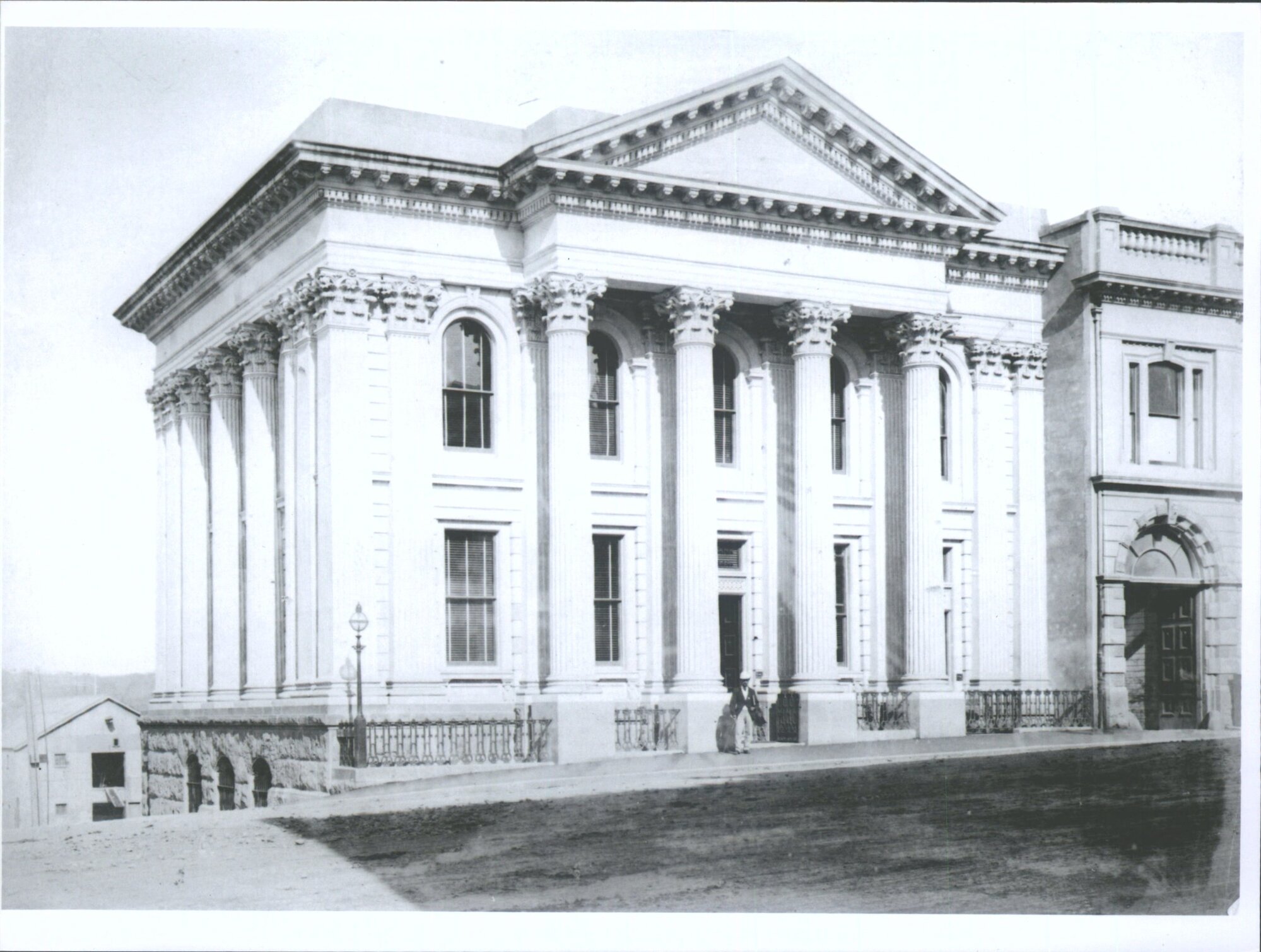 DUNEDIN-Princes St-1874 Union Bank, (later ANZ Bank)