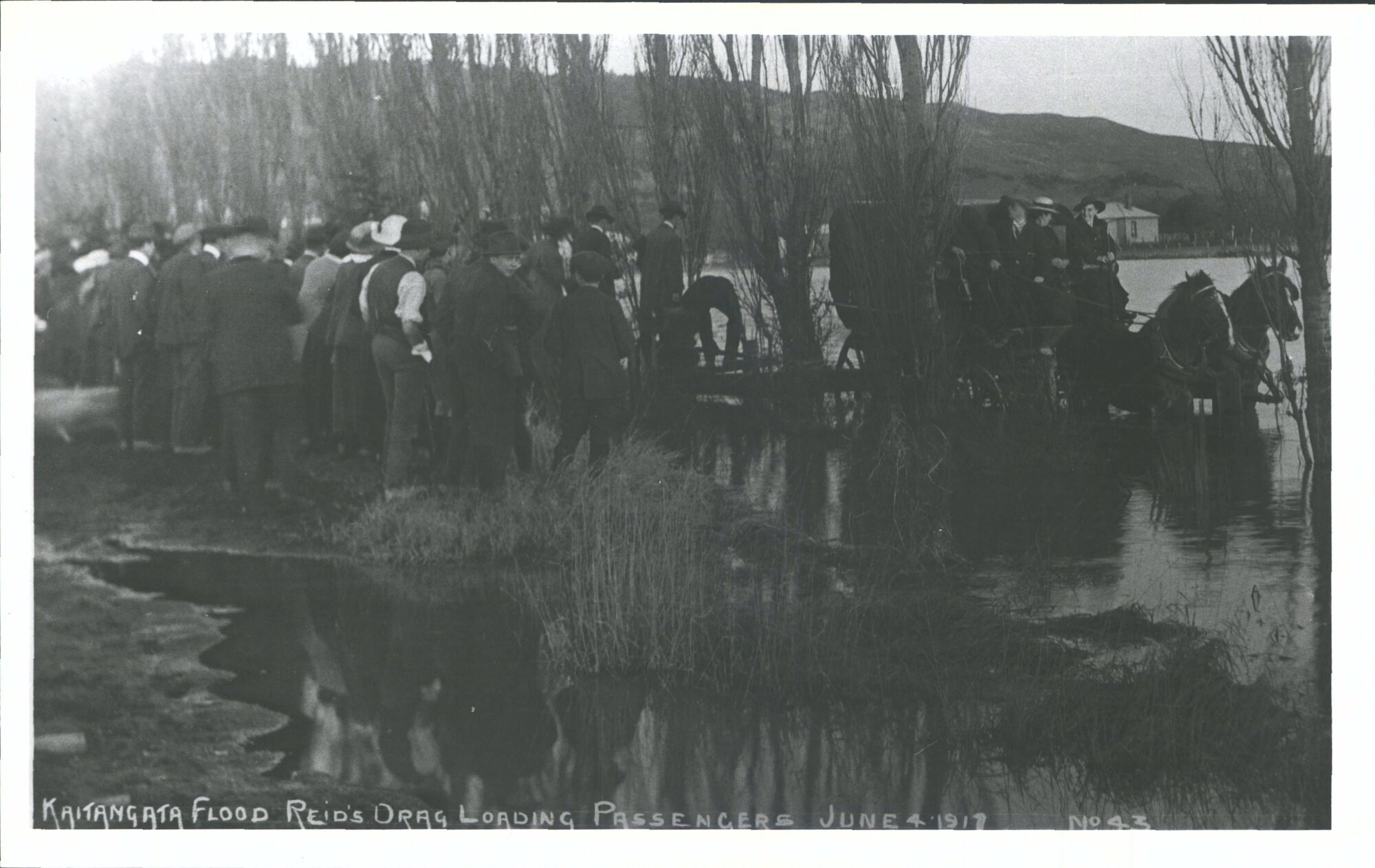 Reids Drag Loading Passengers