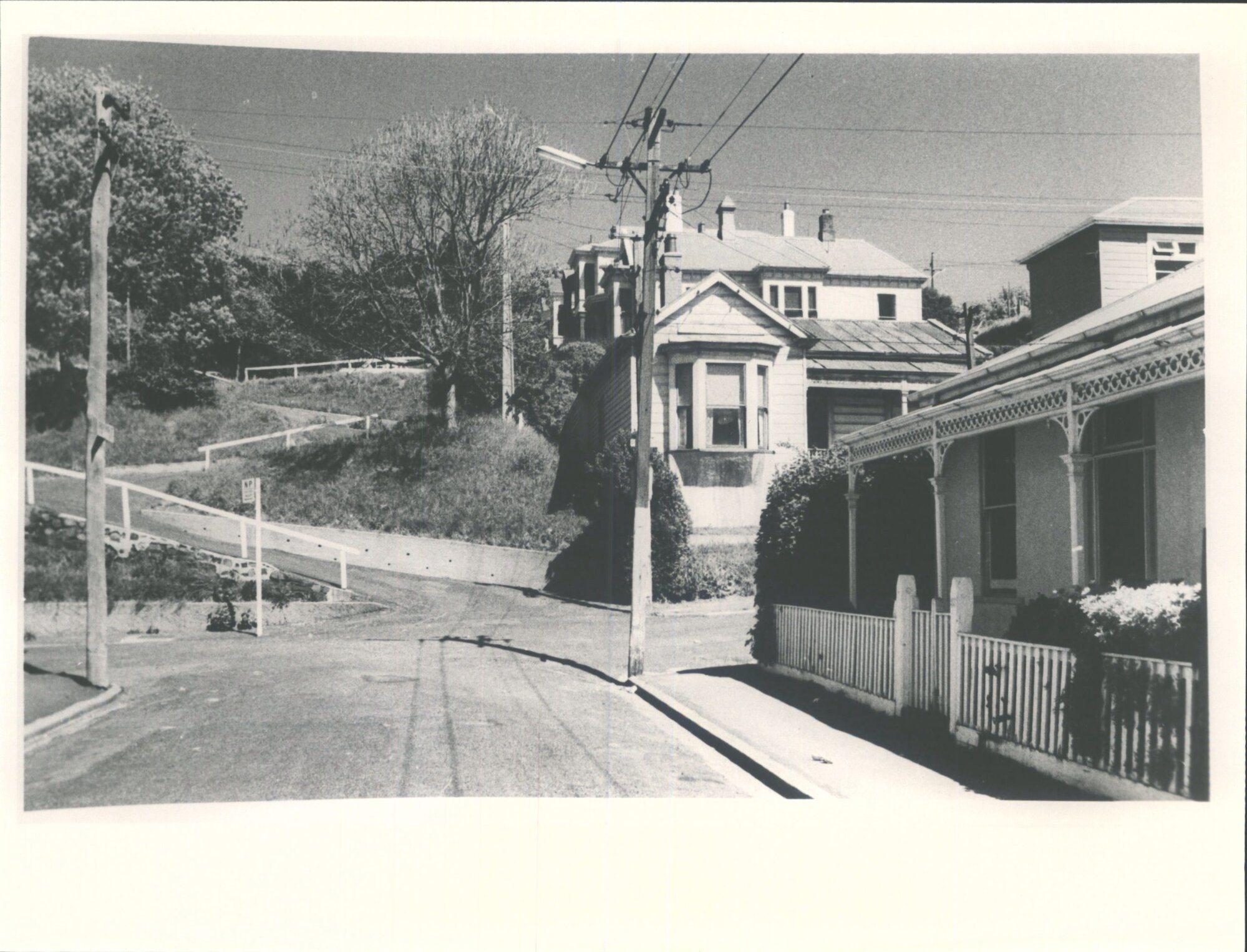 Grosvenor Street, intersection with Phillips Street, South Dunedin
