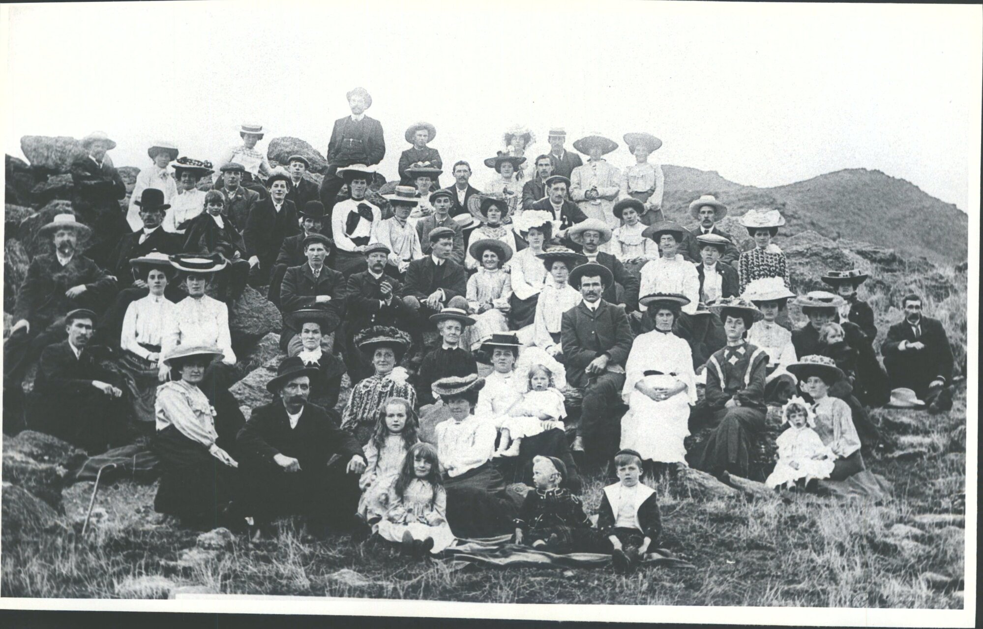 Presbyterian Church Picnic at Earnscleugh