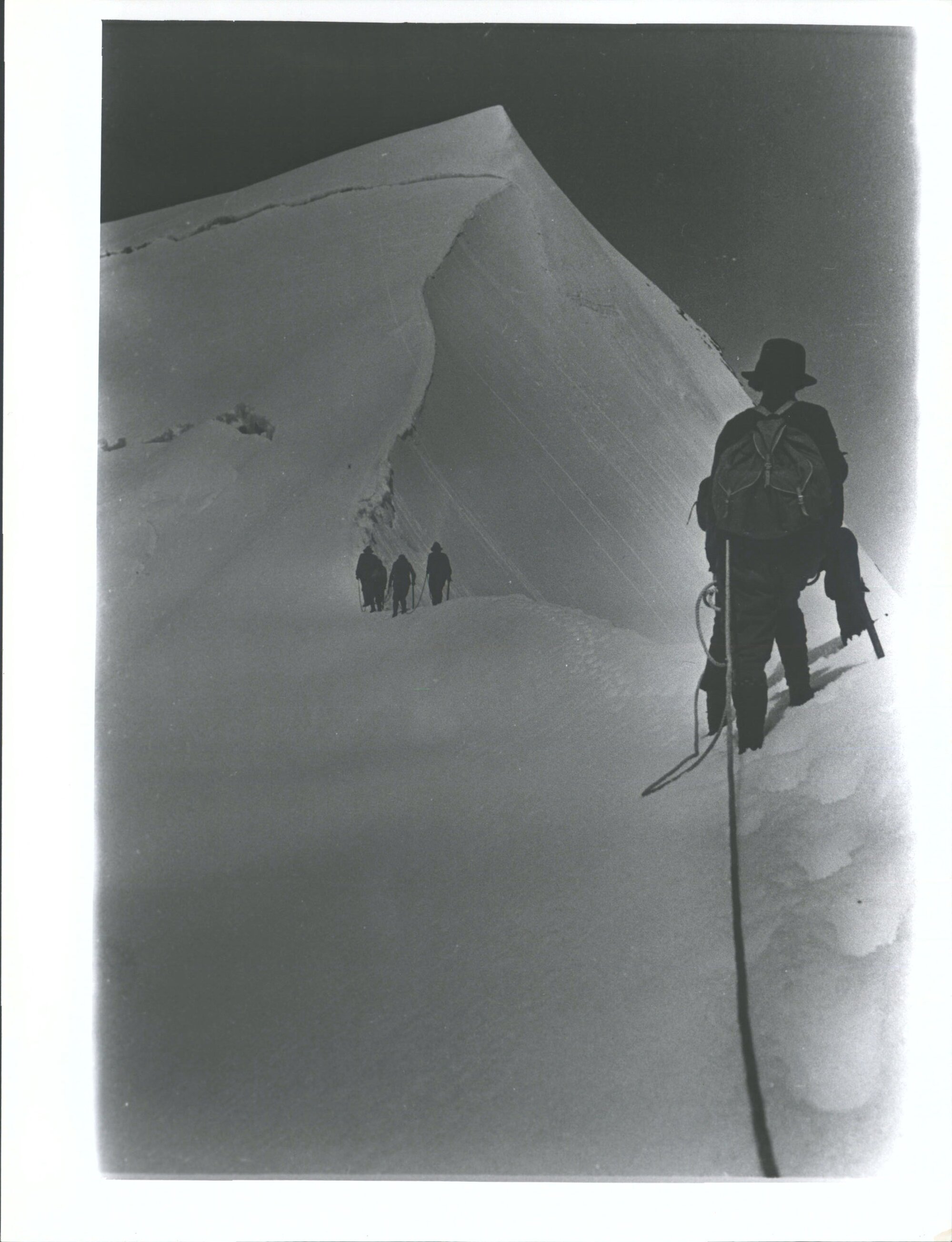 Ascending La Perouse Via NW Ridge