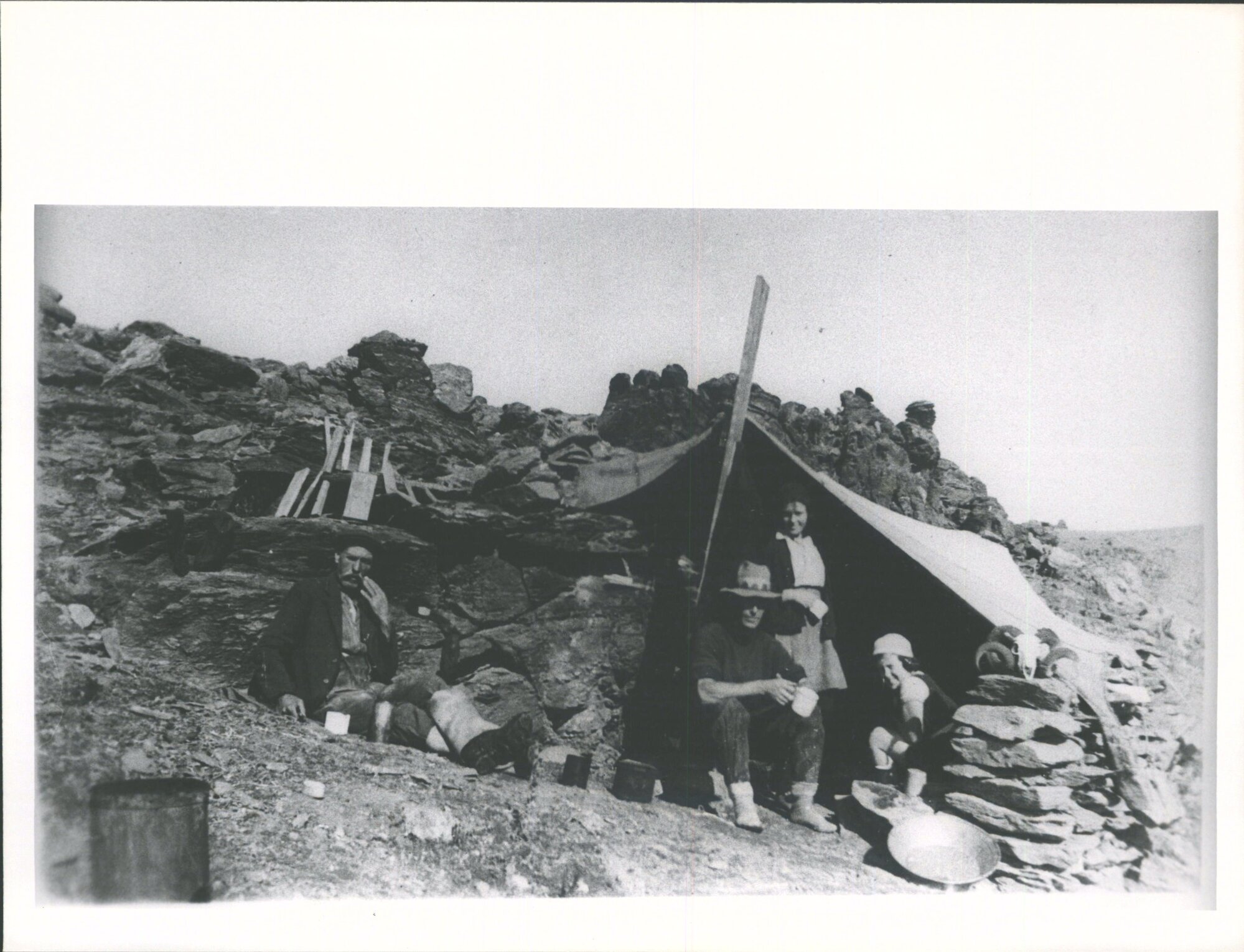 Ken Morgan &amp; Todd Symons hut