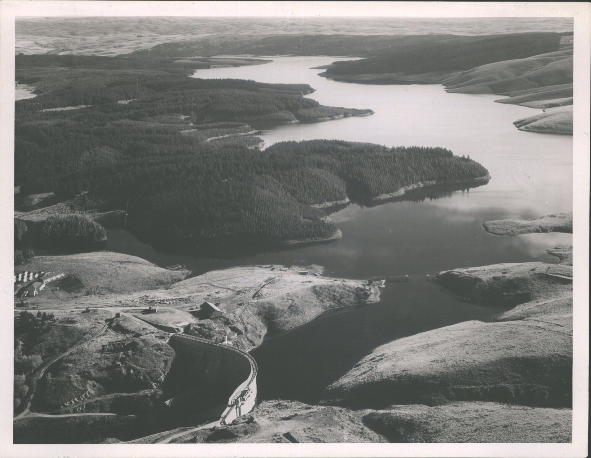 General view of the Lake Mahinerangi