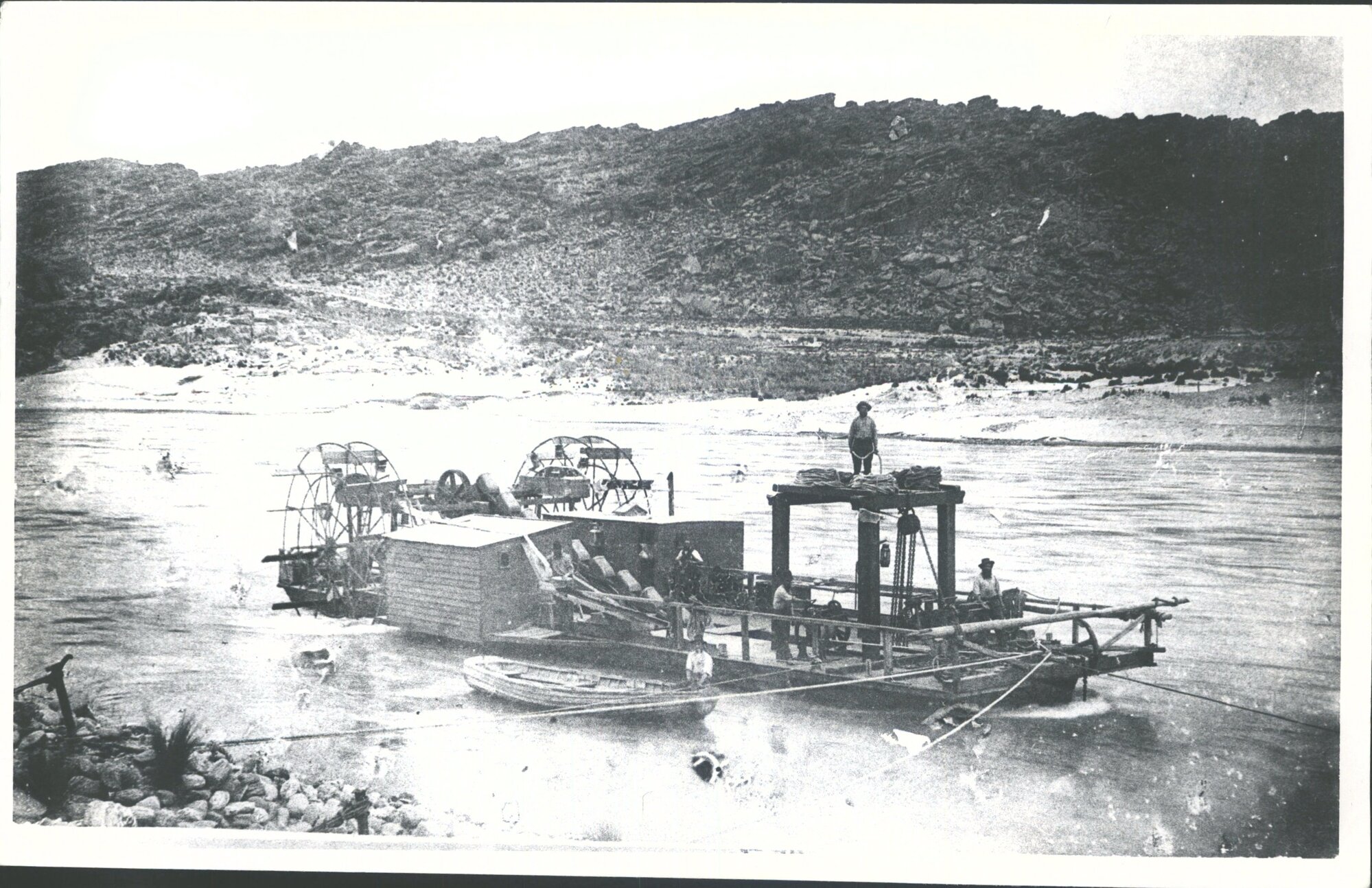 Current Wheel dredge