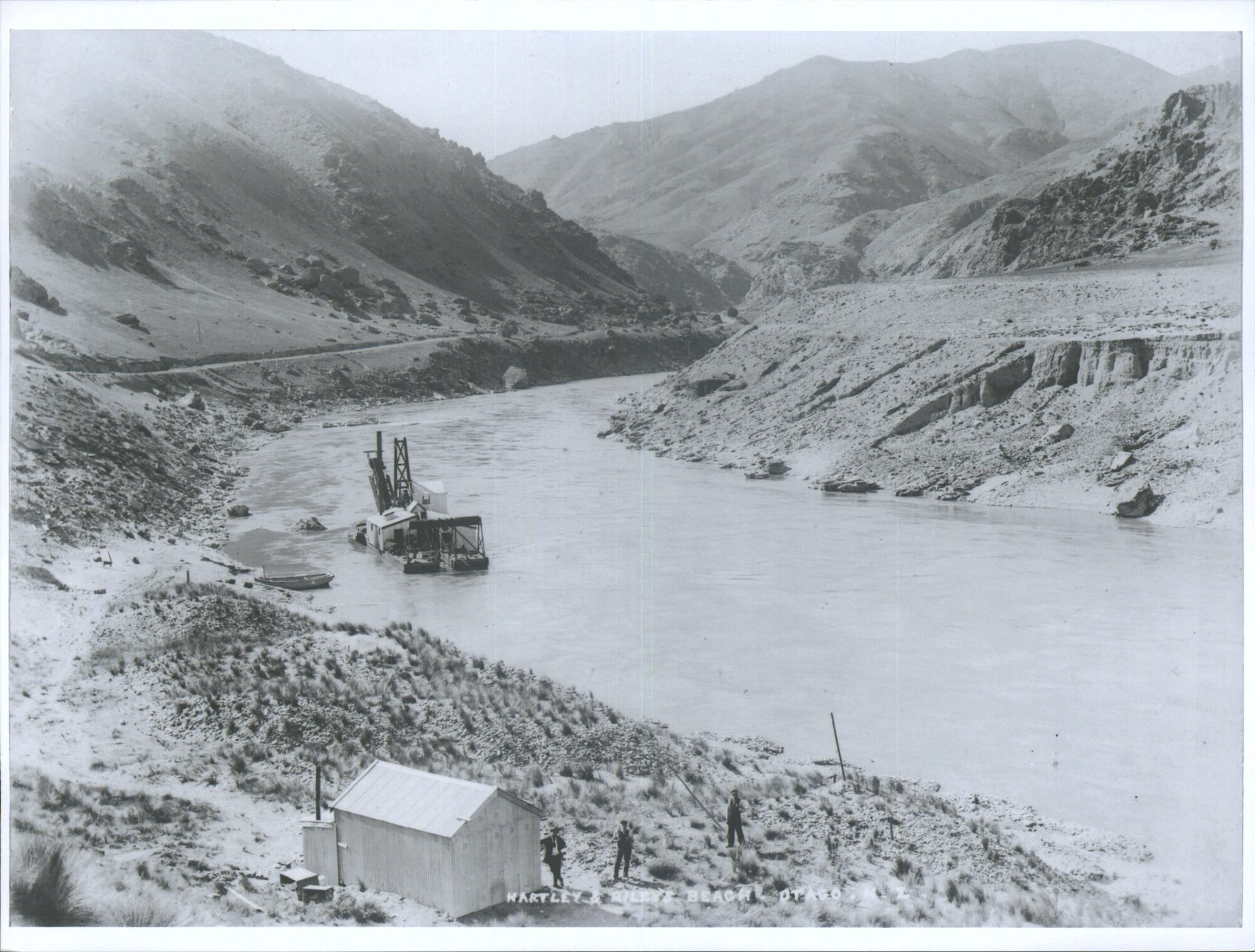 Hartley &amp; Riley's Beach Dredge