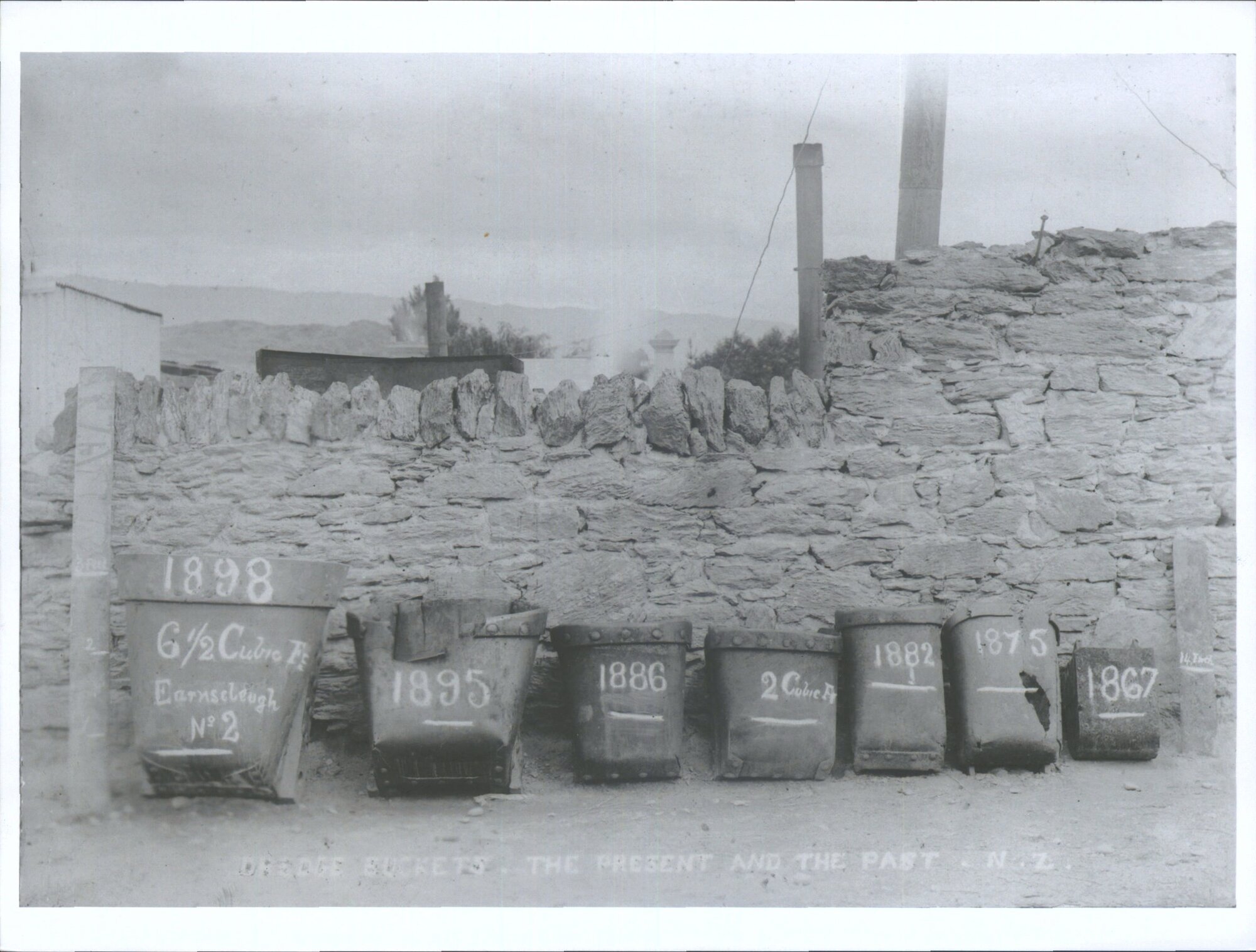 Dredge Buckets, the present and the past