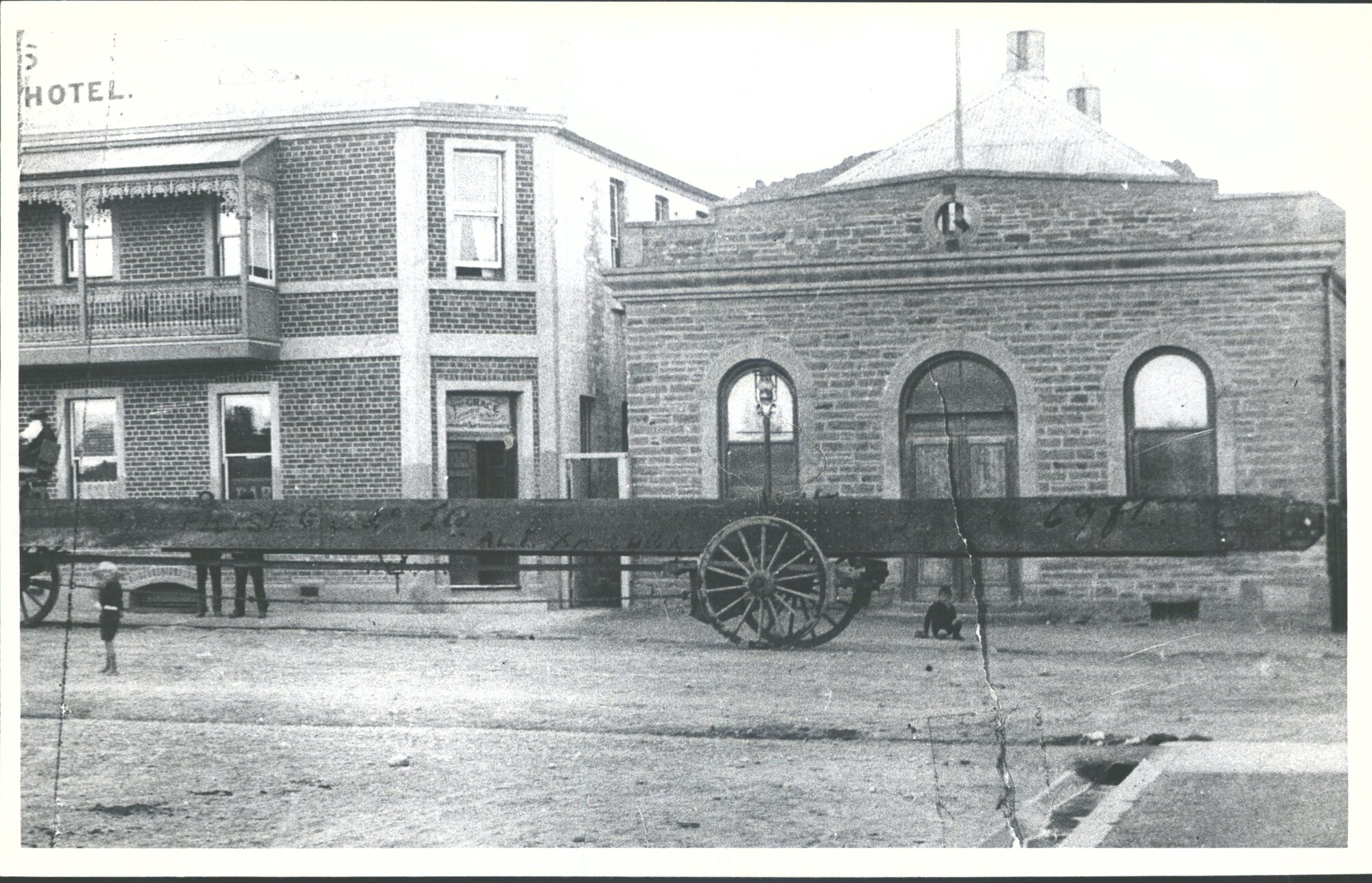 Written on ladder Surprise G.O.d. Ltd. Alexandra Length 69ft