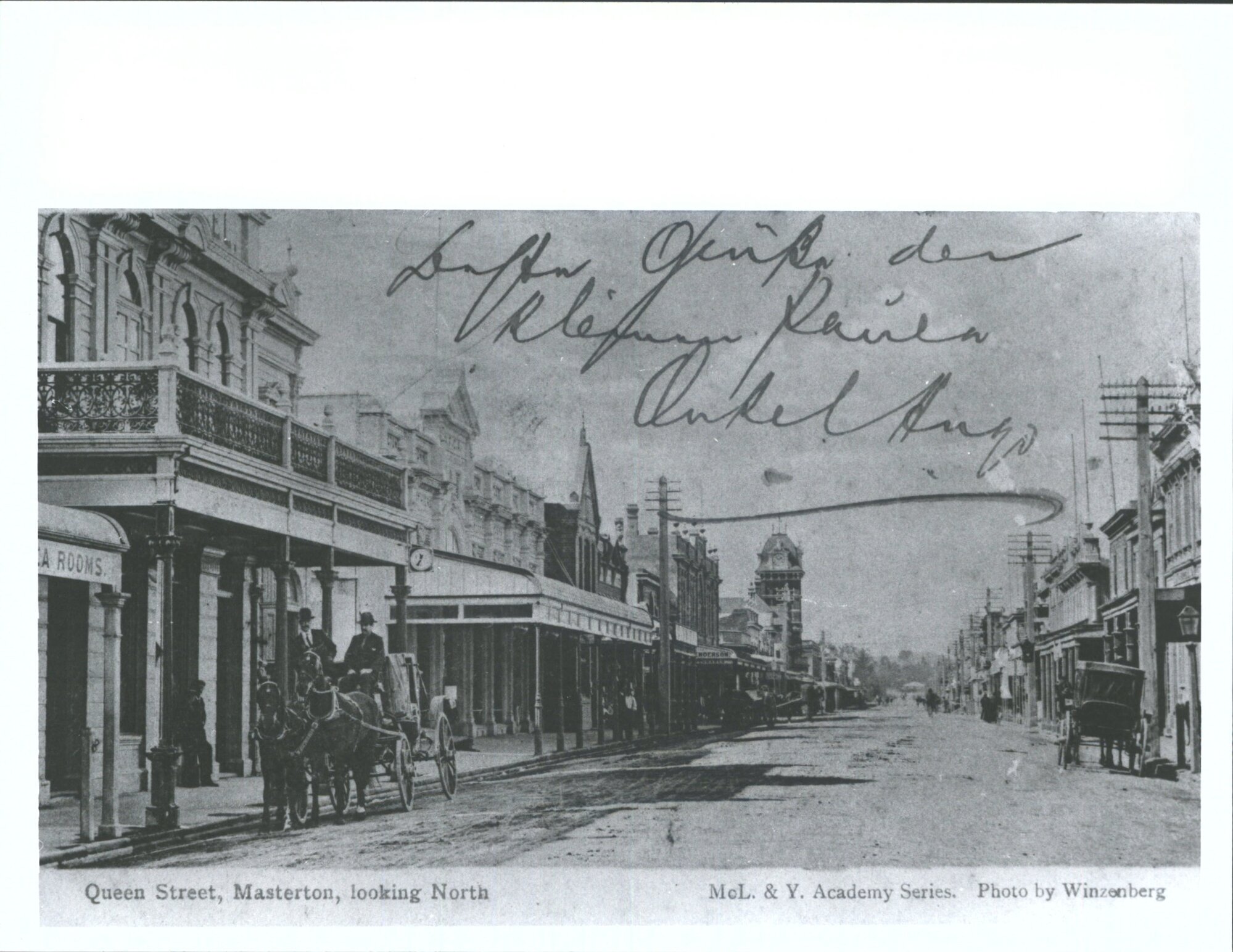 Queen St. looking north