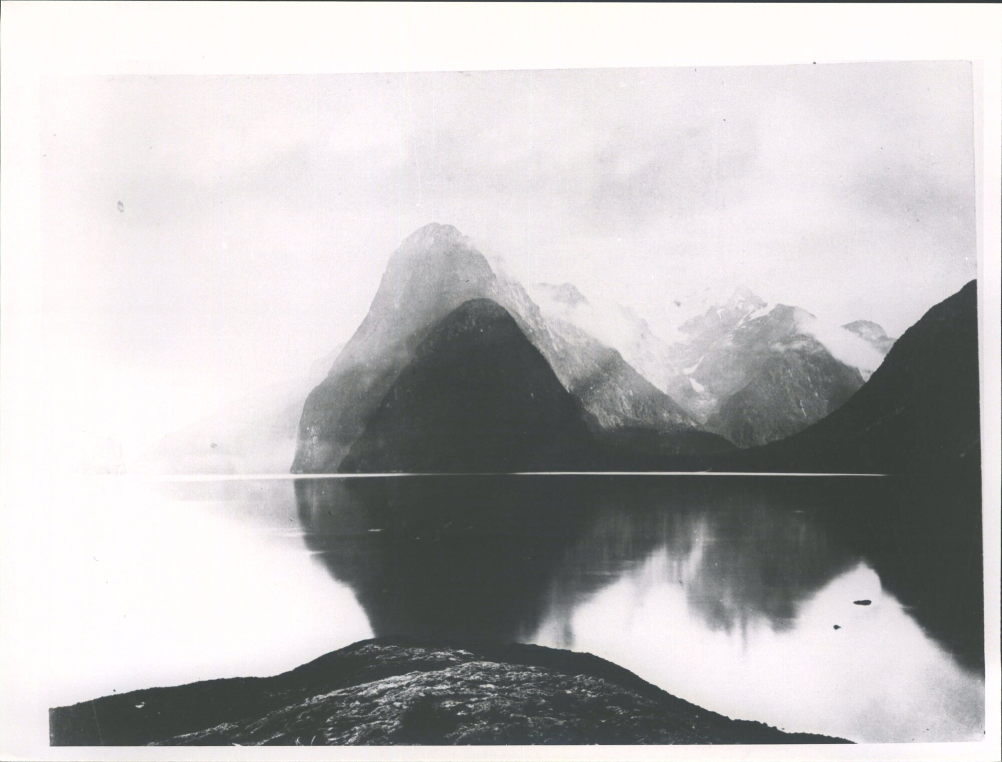 1957_01_032A.jpg