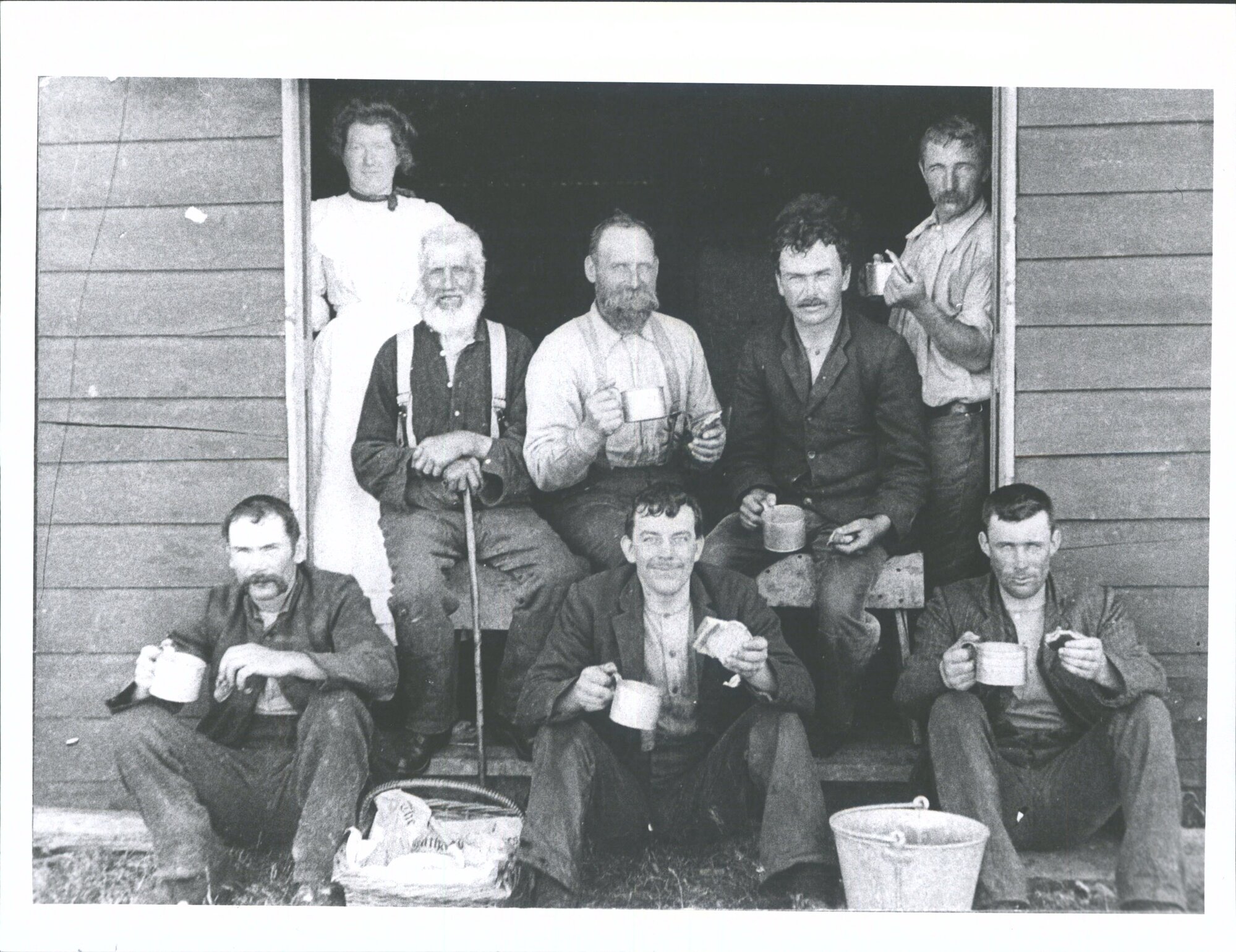 Mayfield   "Lunch time" Mrs William Watson &amp; Mr Watson centre back at shearing shed door
