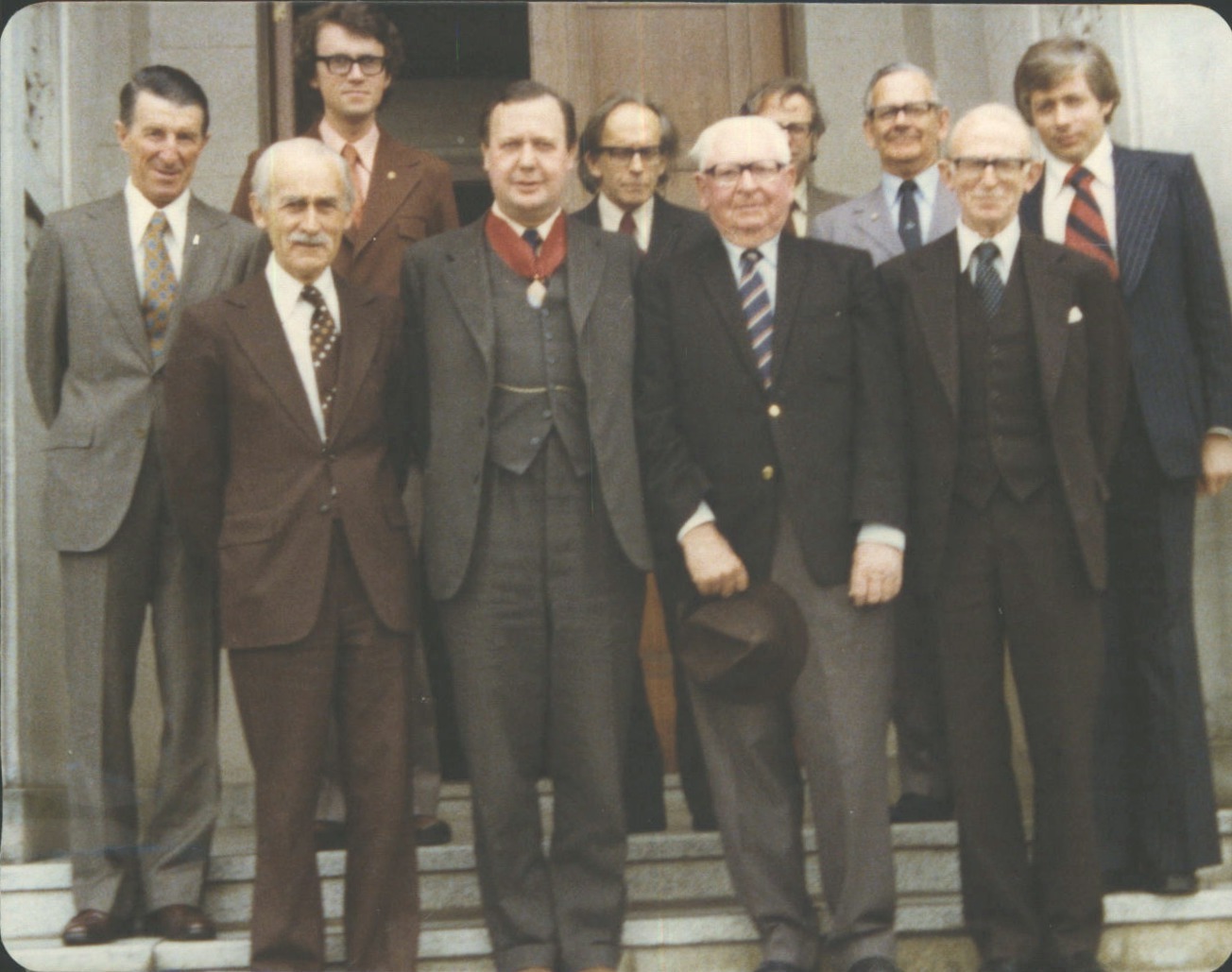 Visit of York Herald to Ak Inst &amp; Museum