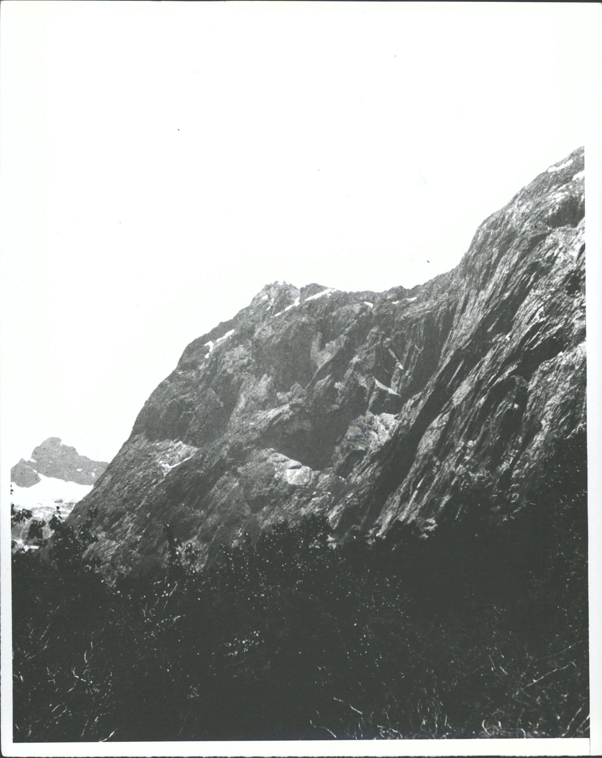 Cliff on left of Valley 4