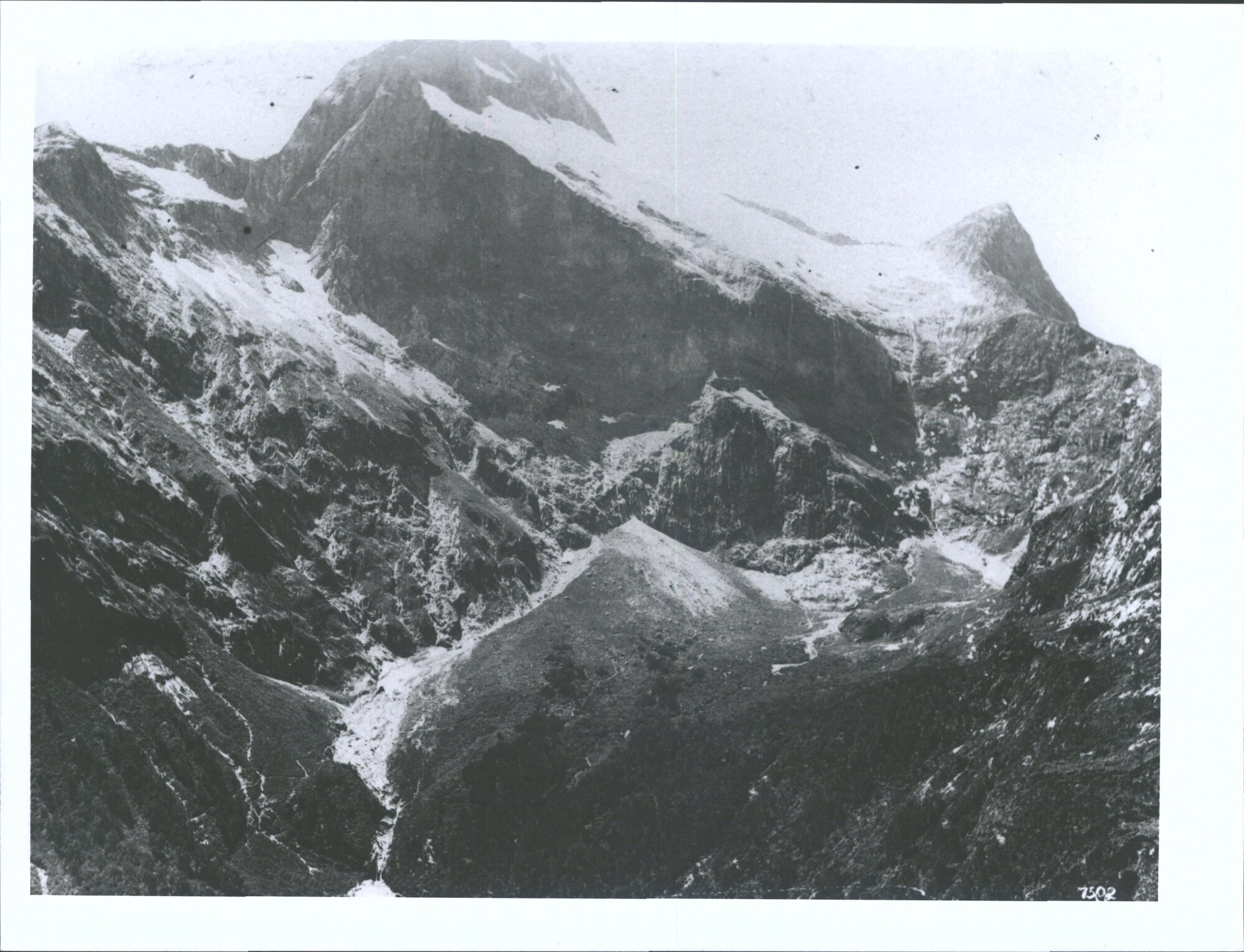 Mt Wilmur from Mackinnon's Pass
