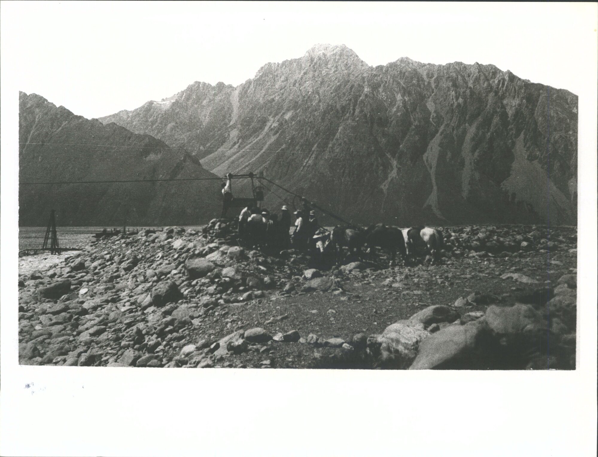 Hooker river Crossing waiting their turn