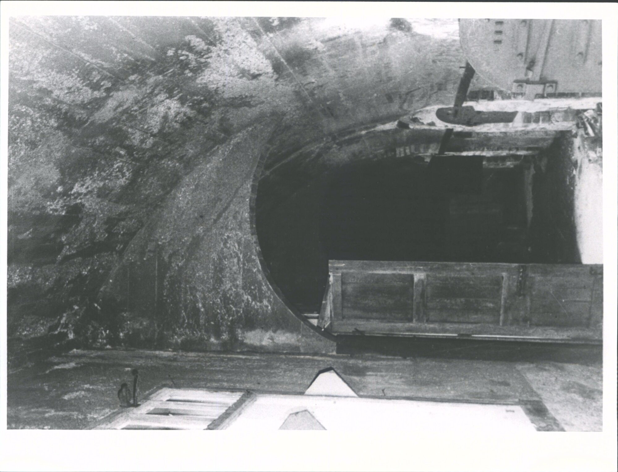 Chicory building no. 3  10.7.1974. Concrete vaulting showing oven doors facing entrance.