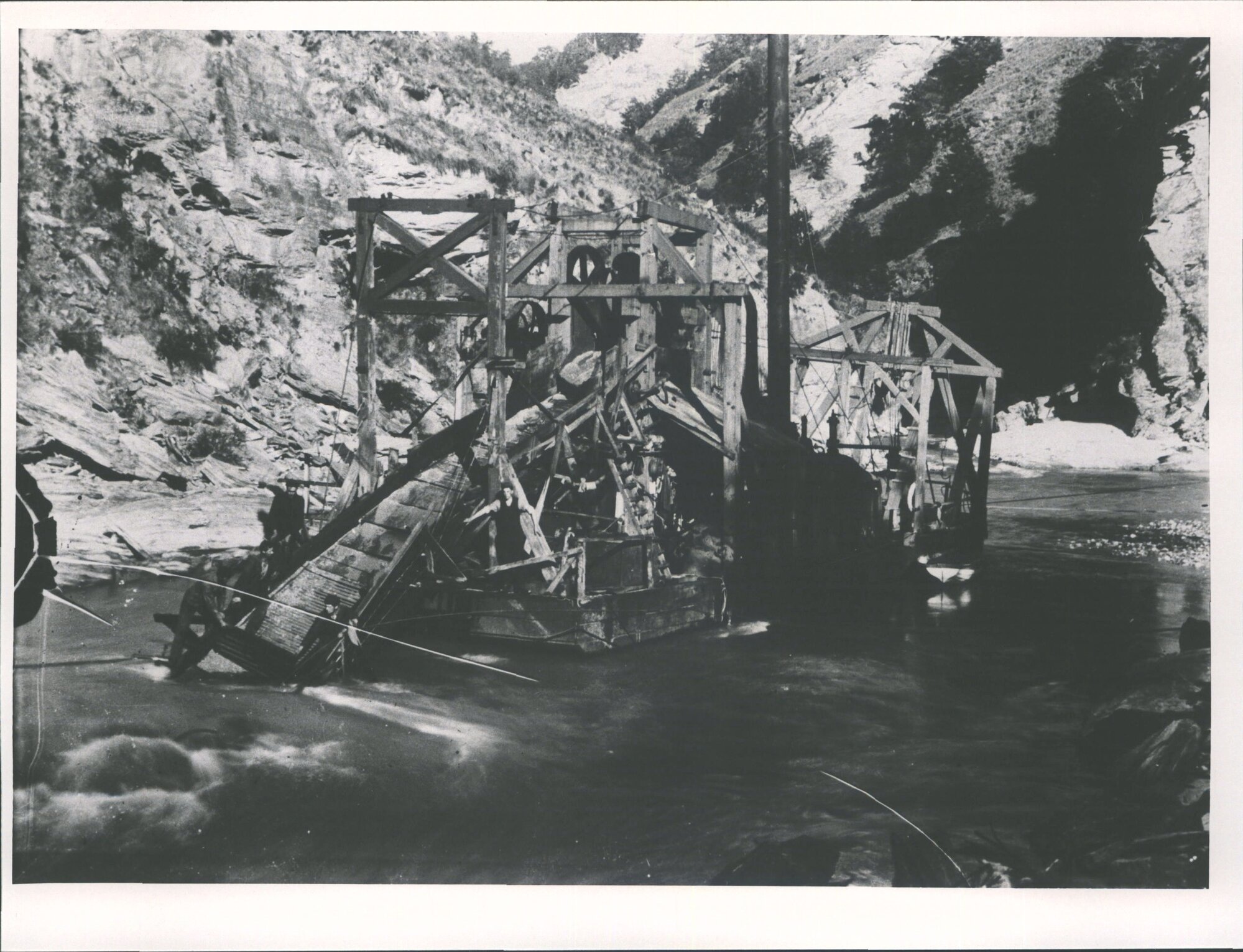 Dredges - Sew Hoy Dredge refloated by J.F. Kitto