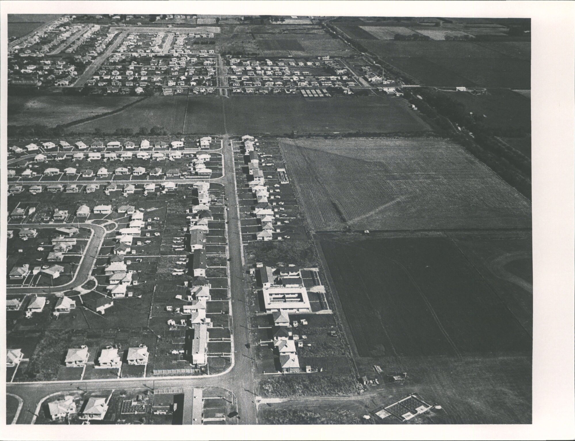 Aerial view of new housing area Jul 1960