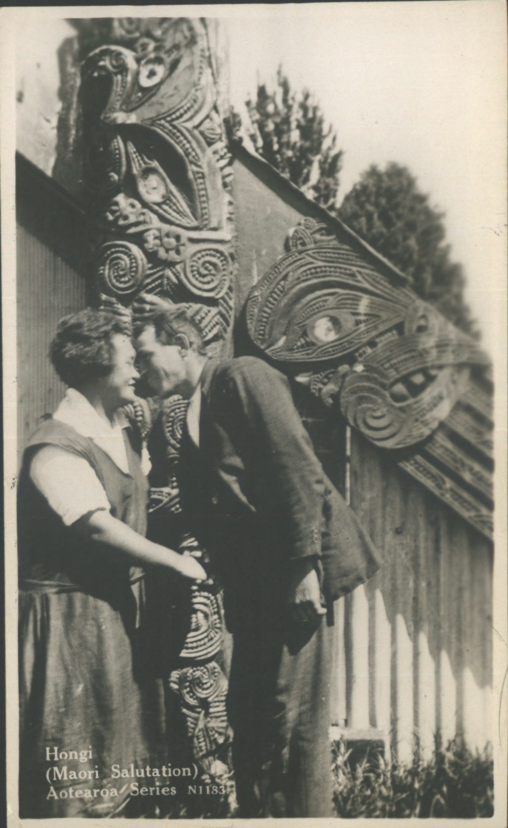 Hongi (Maori Salutation)