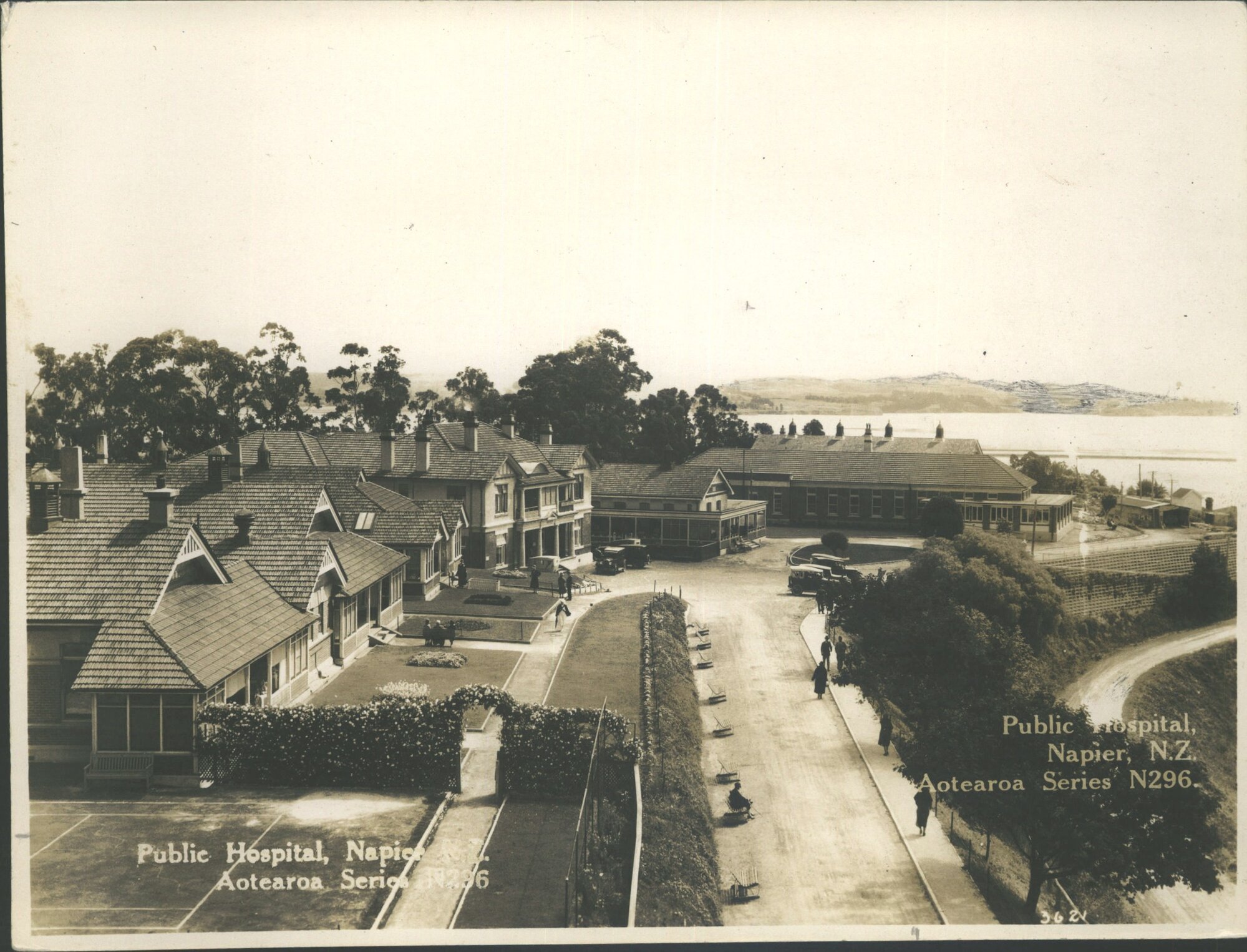 Public Hospital  Napier N Z N296