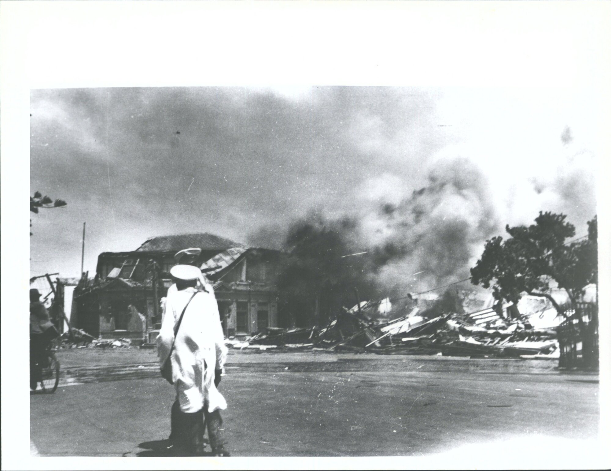 "Napier Earthquake Disaster another  view of the Masonic Hotel fire. Smoking ruins of the Masonic Hotel