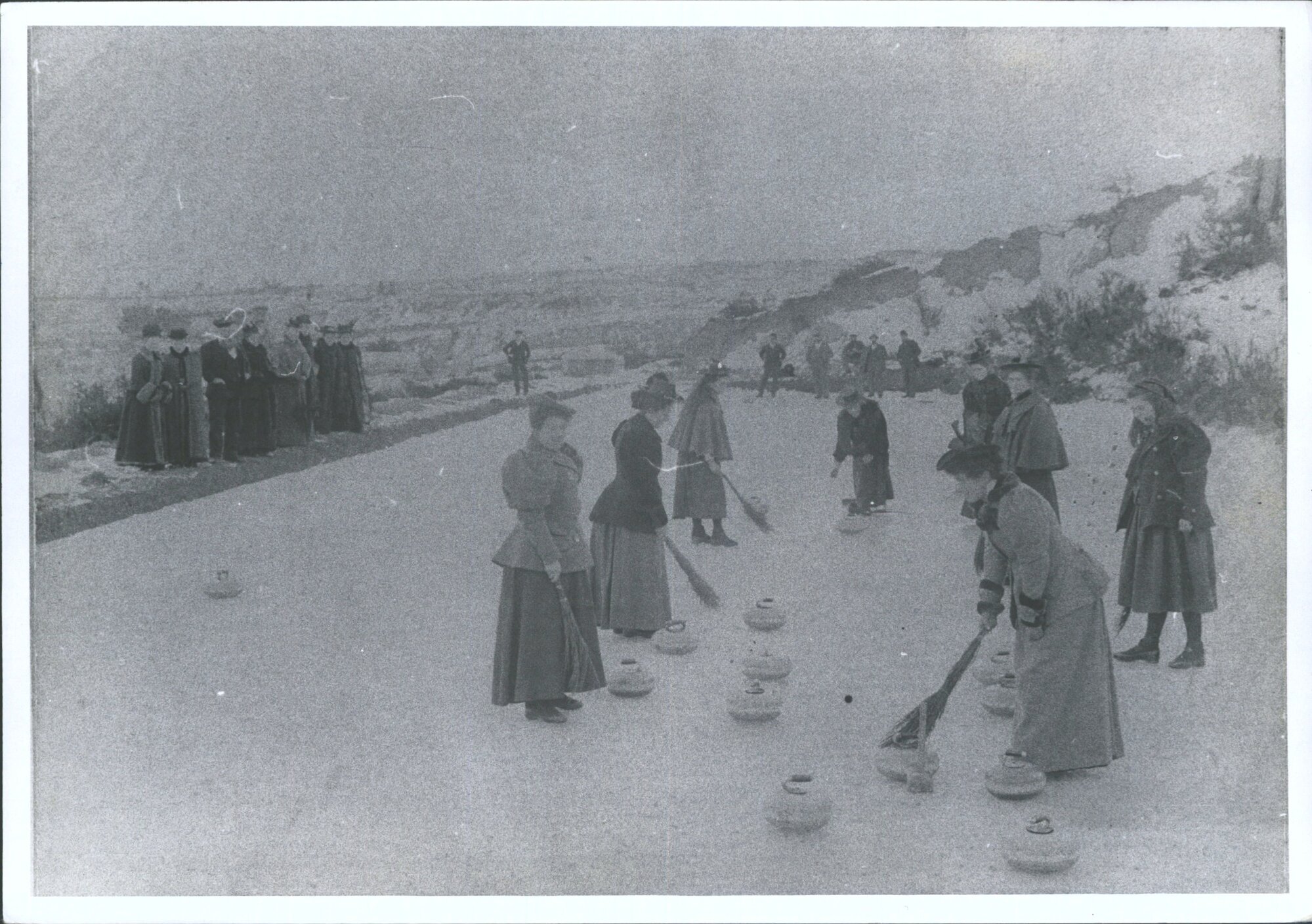 Women curling, Naseby