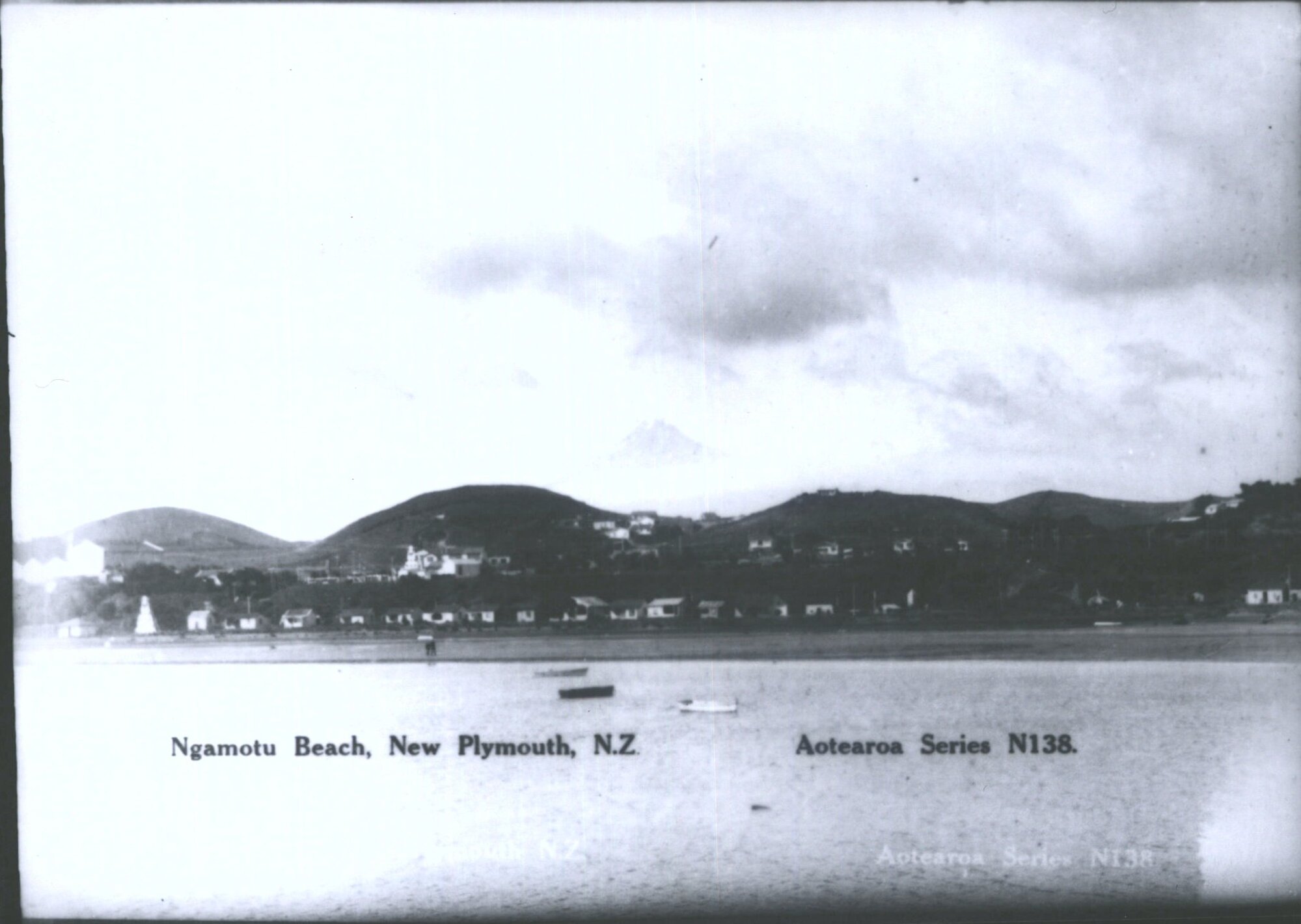 Ngamotu Beach, New Plymouth, N.Z.