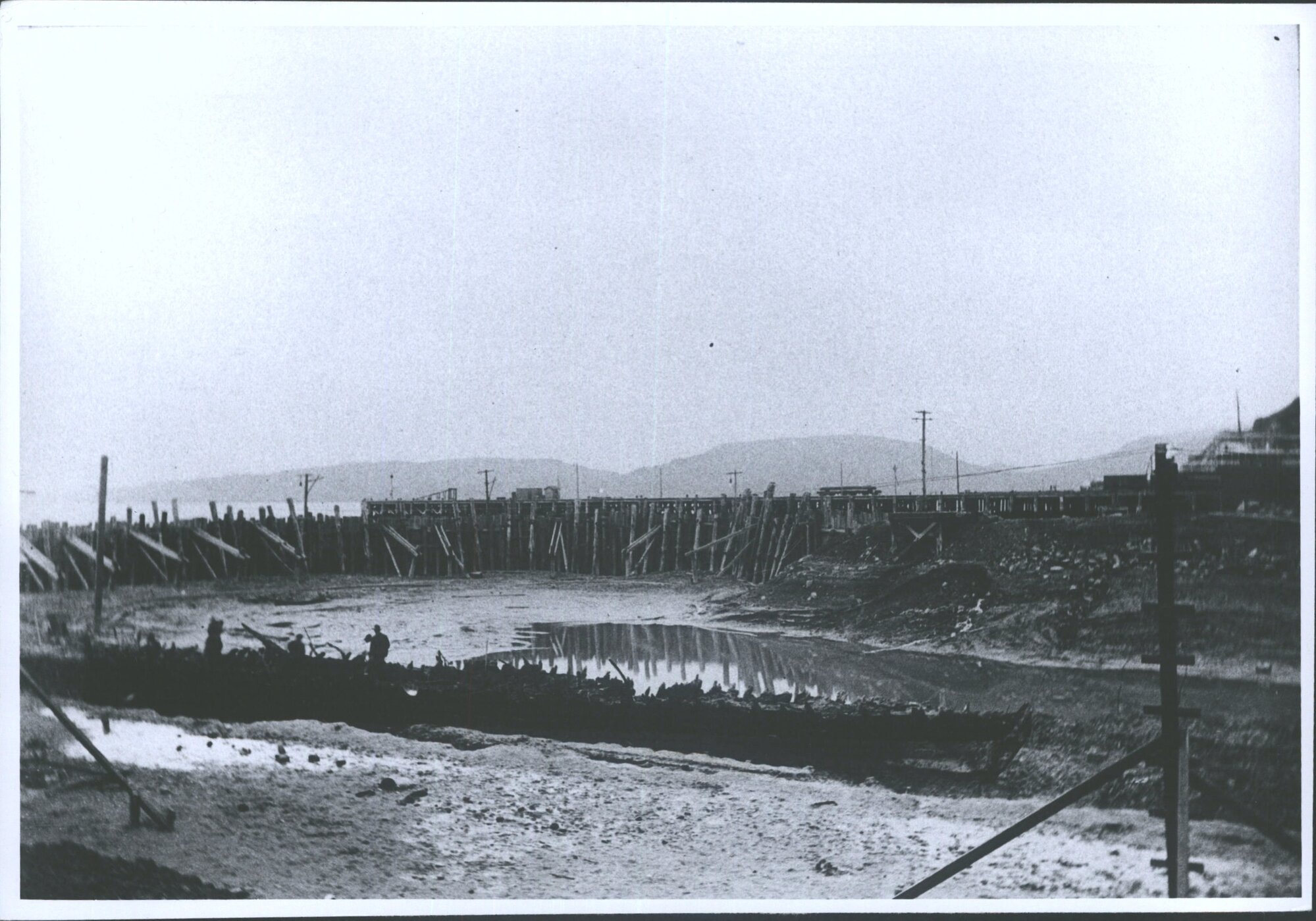Graving Dock. Wreck of Talbot-Castle