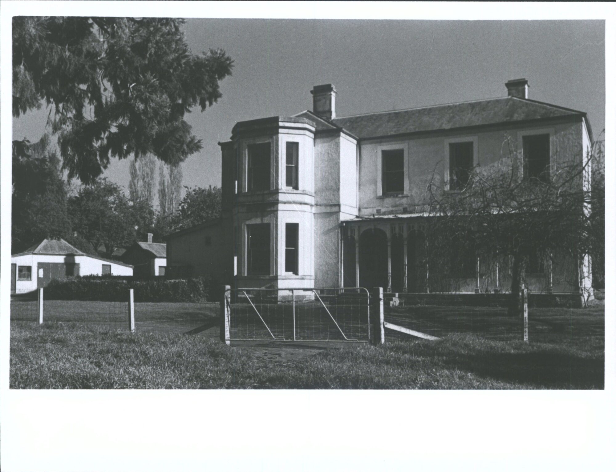 Front view of Salisbury