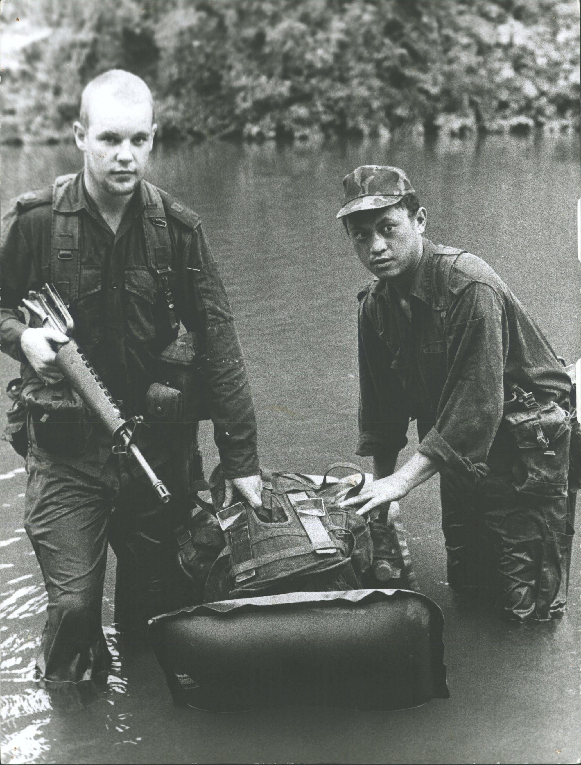 N. Z. Defence Force at Singapore on counter insurgency exercise "Willie Away" in Malaysia