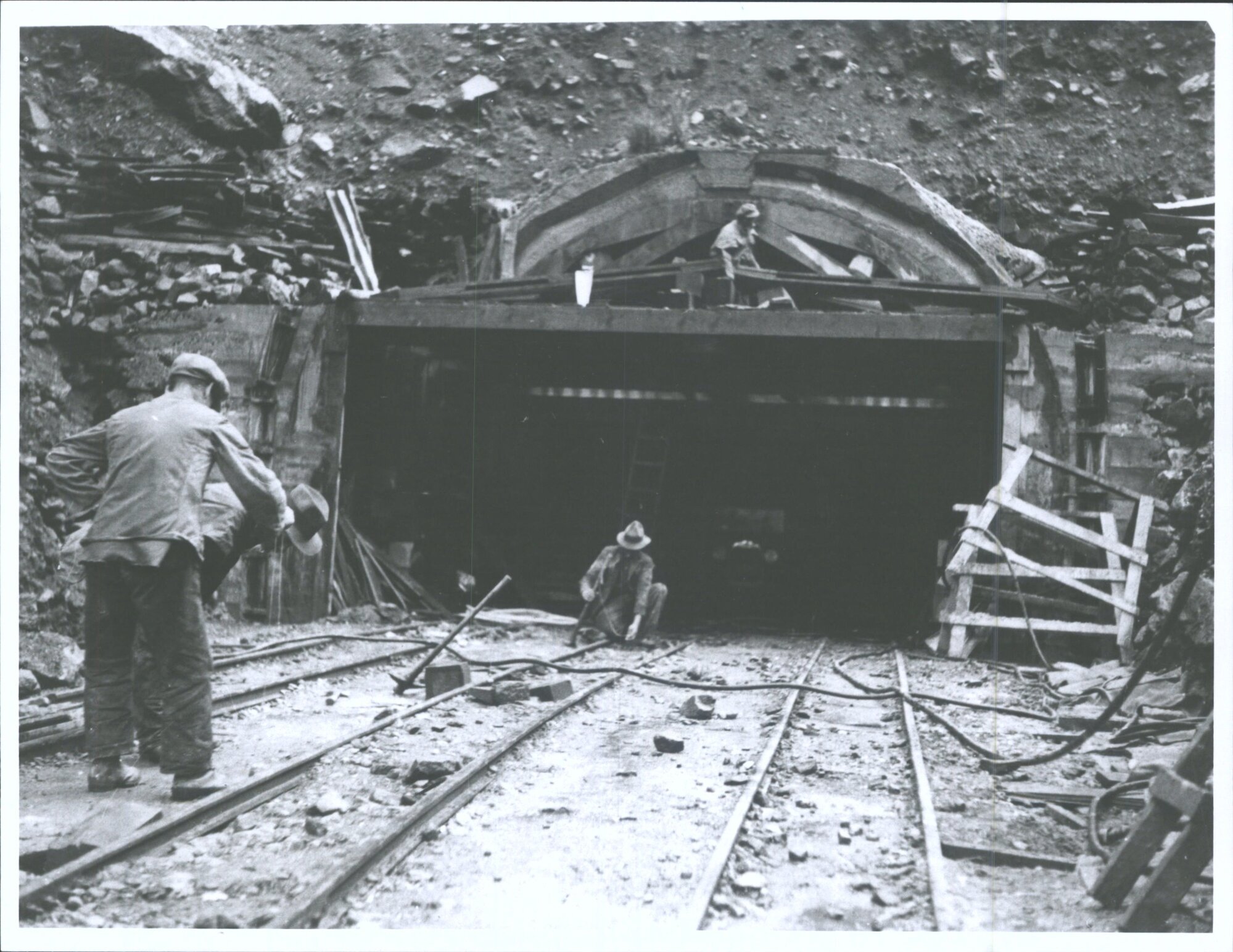 Chain Hills Tunnel construction