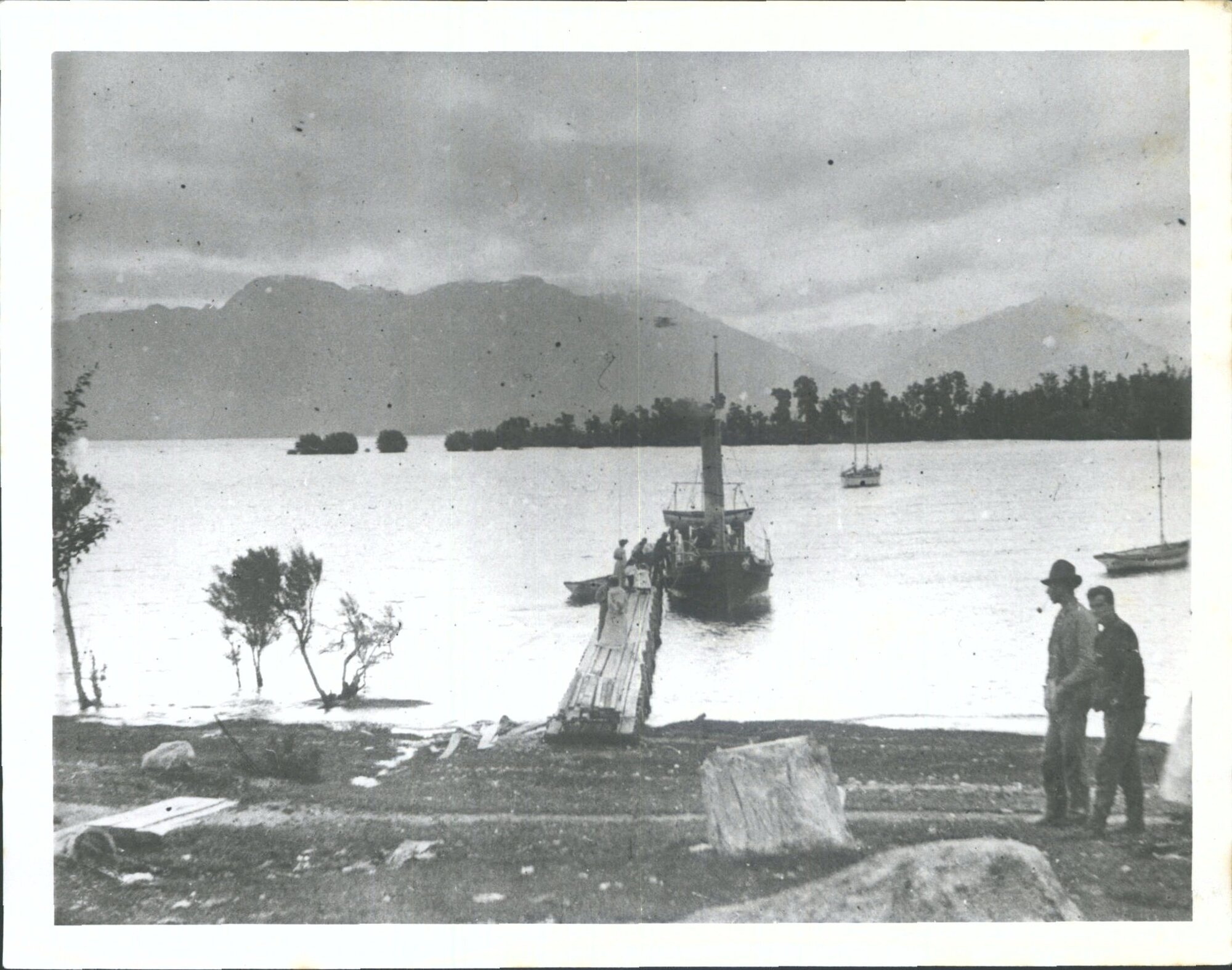 S.S. Tawera at dock on Lake Te Anau