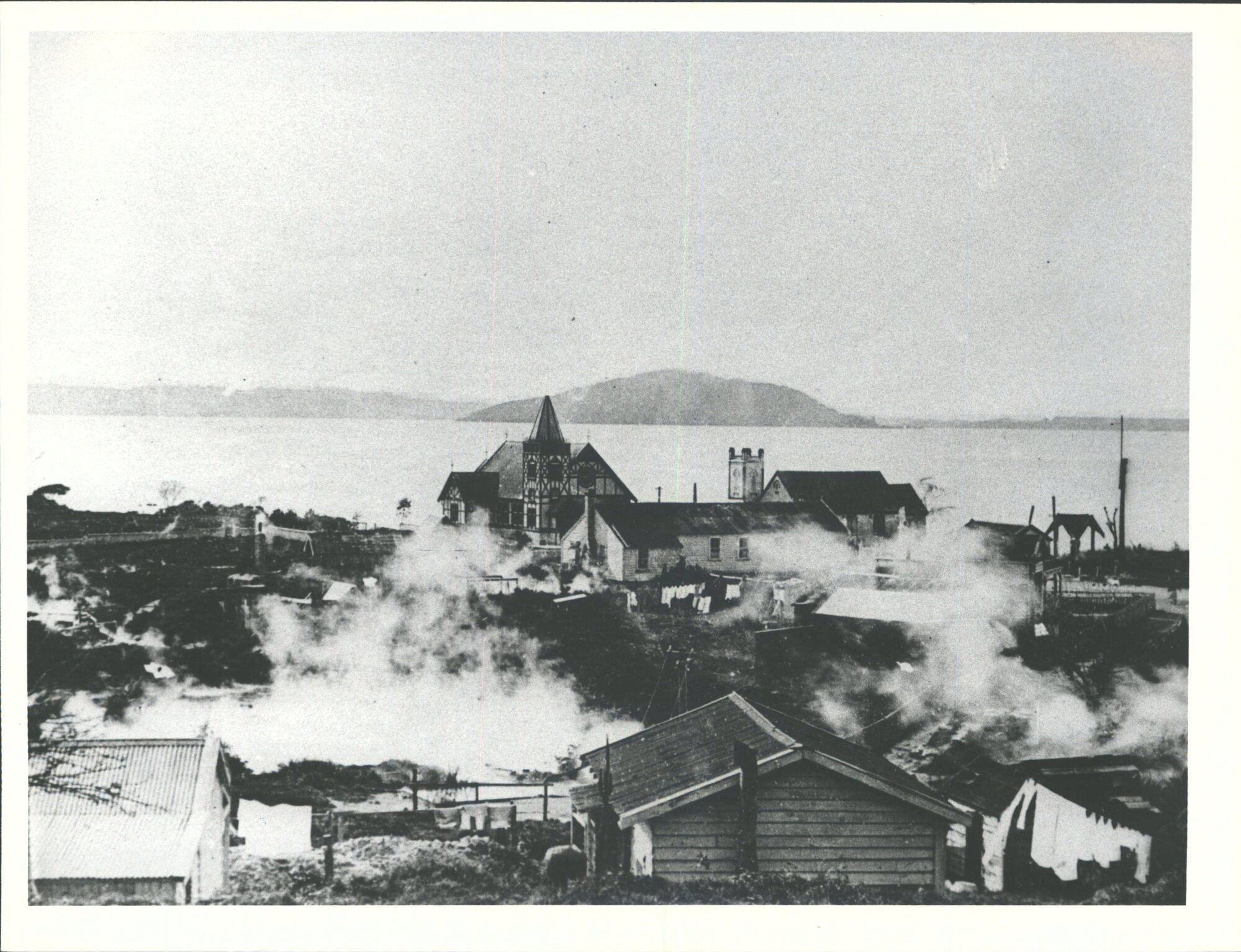 OHINEMUTU &amp; MOKOIA ISLAND