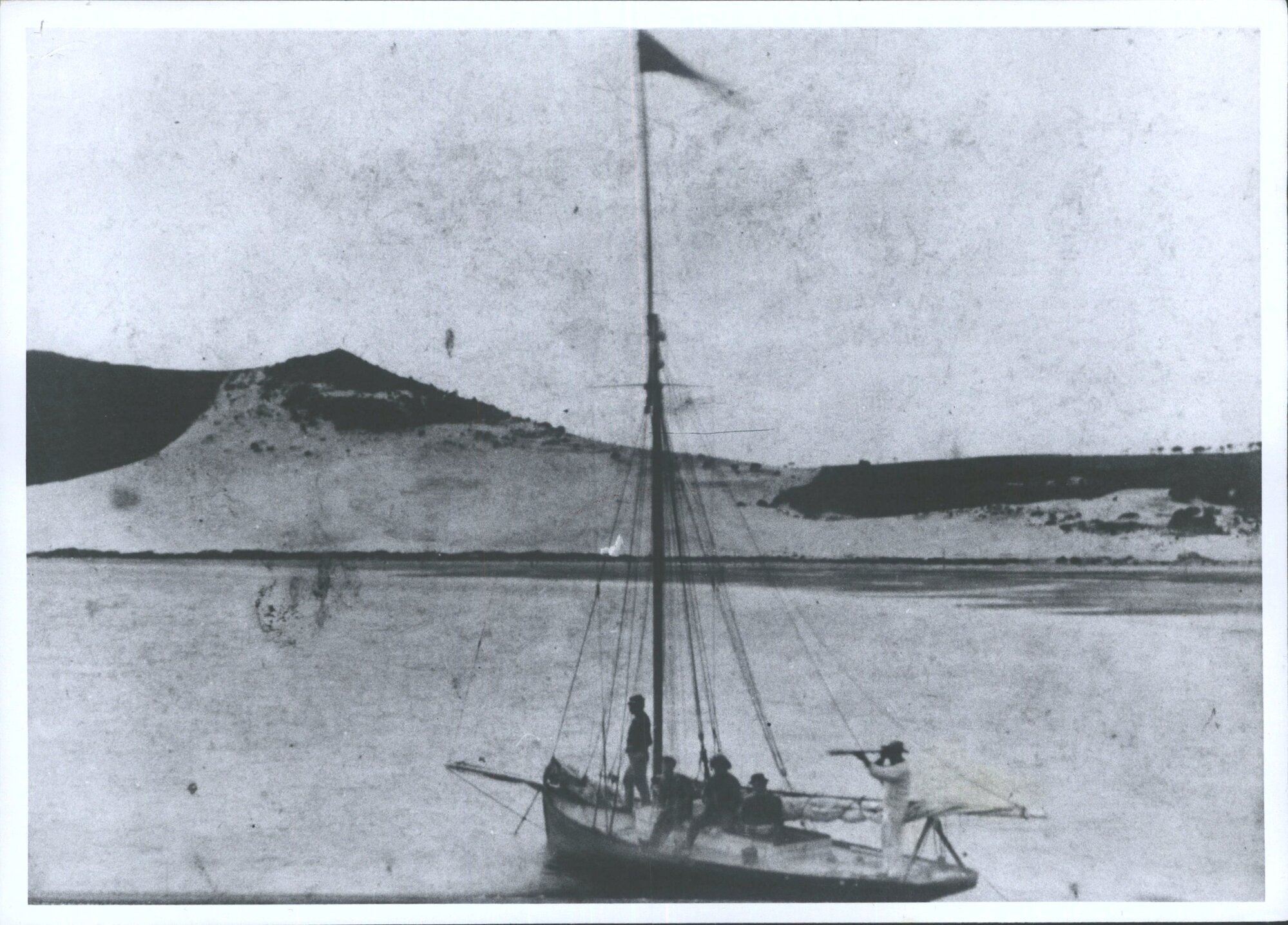 Peak of Stones &amp; lower Kaik beach