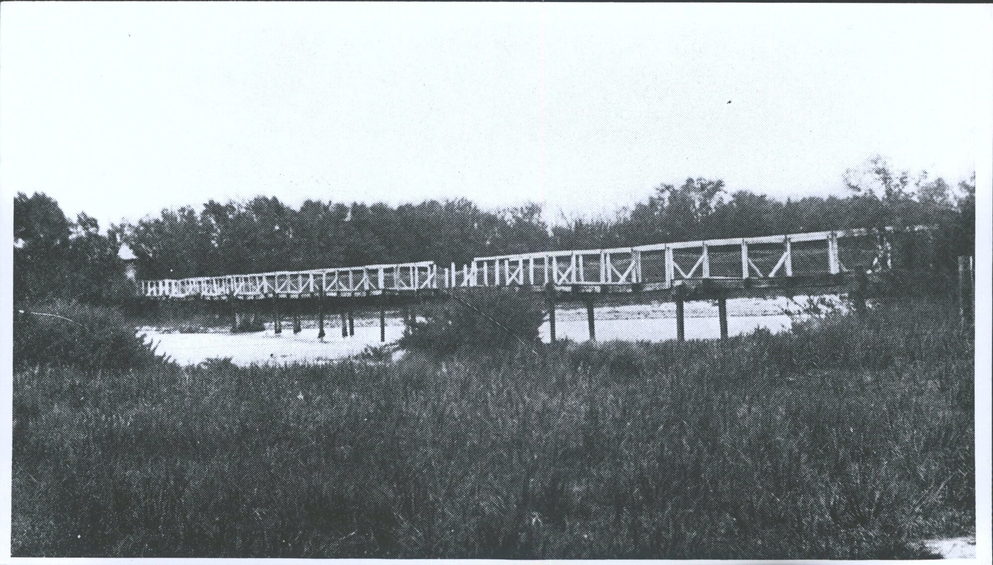 Foot bridge over Manuherikia River 1 1/2 miles to Ophir