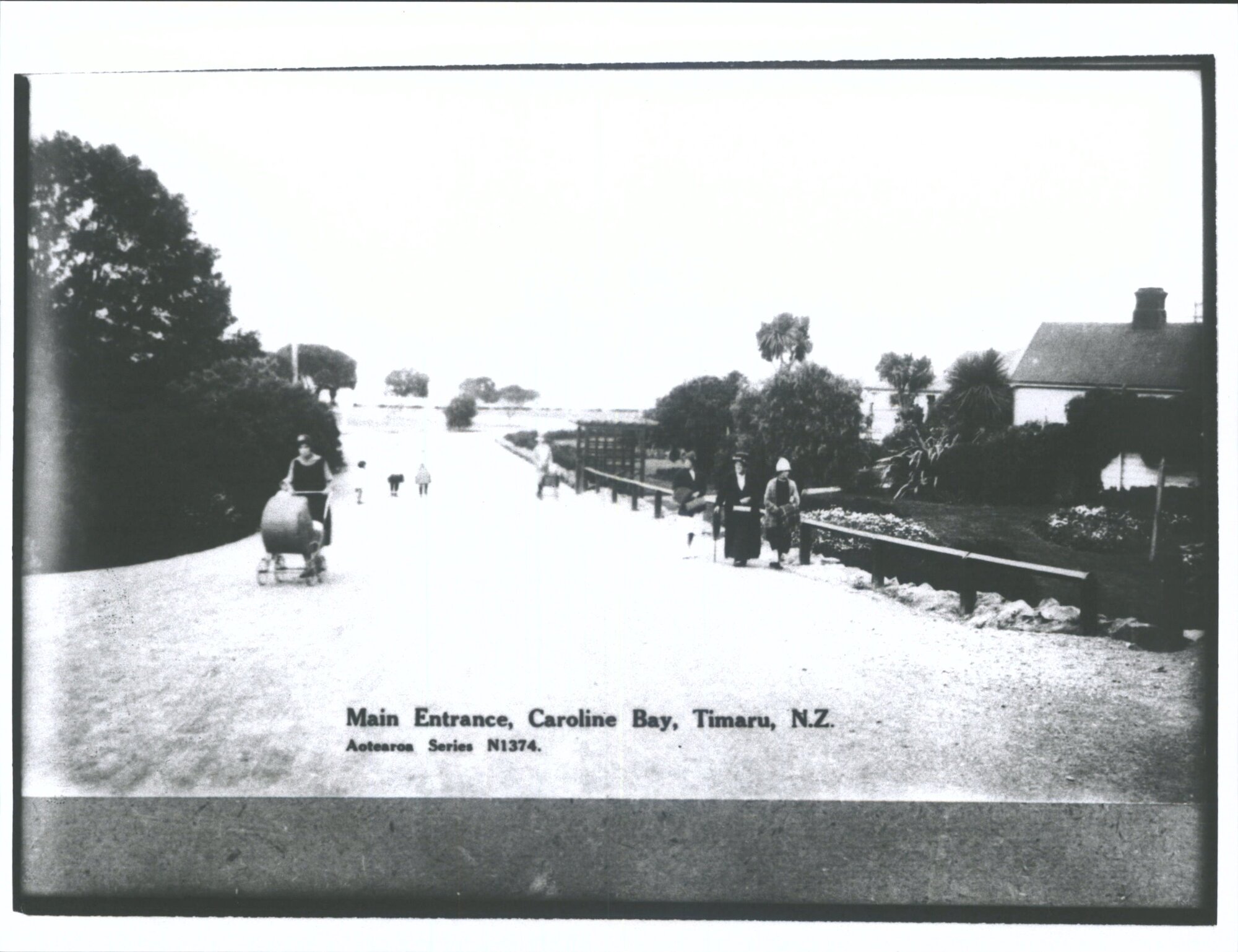 Main Entrance, Caroline Bay, Timaru, N.Z.