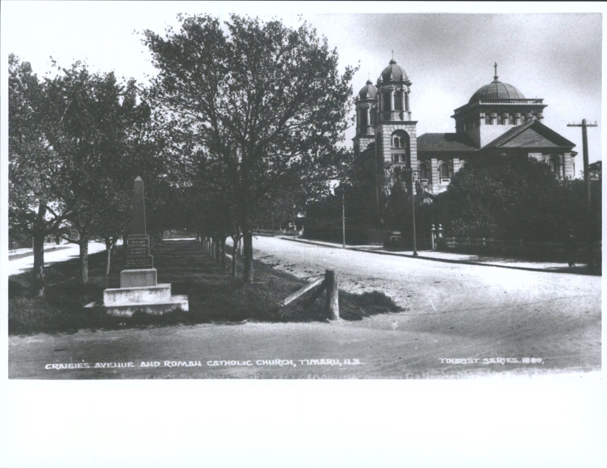 Craigie's Avenue &amp; Roman Catholic Church, Timaru, N.Z.