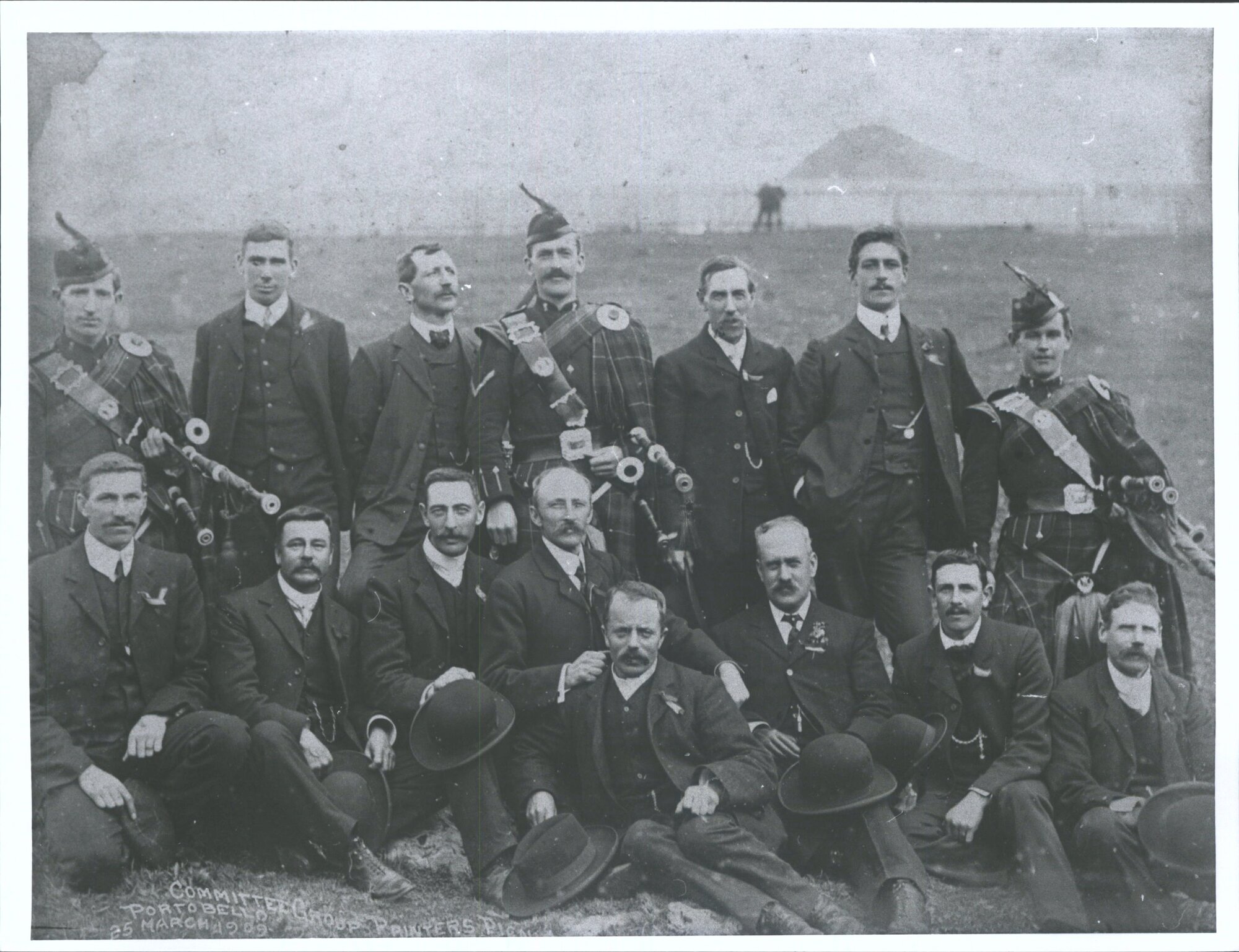 Painters Picnic, Committee Group Portobelo