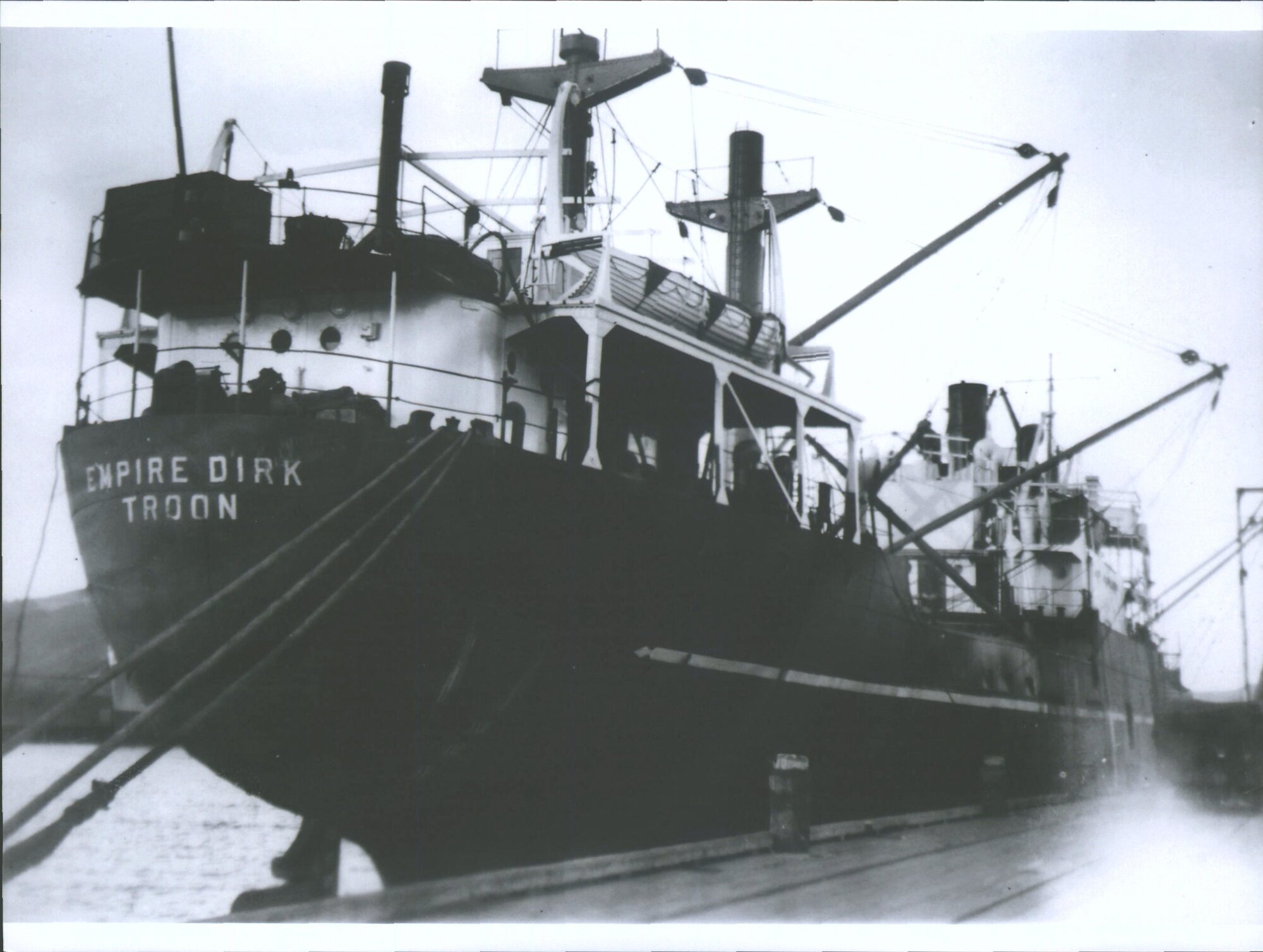 EMPIRE DIRK