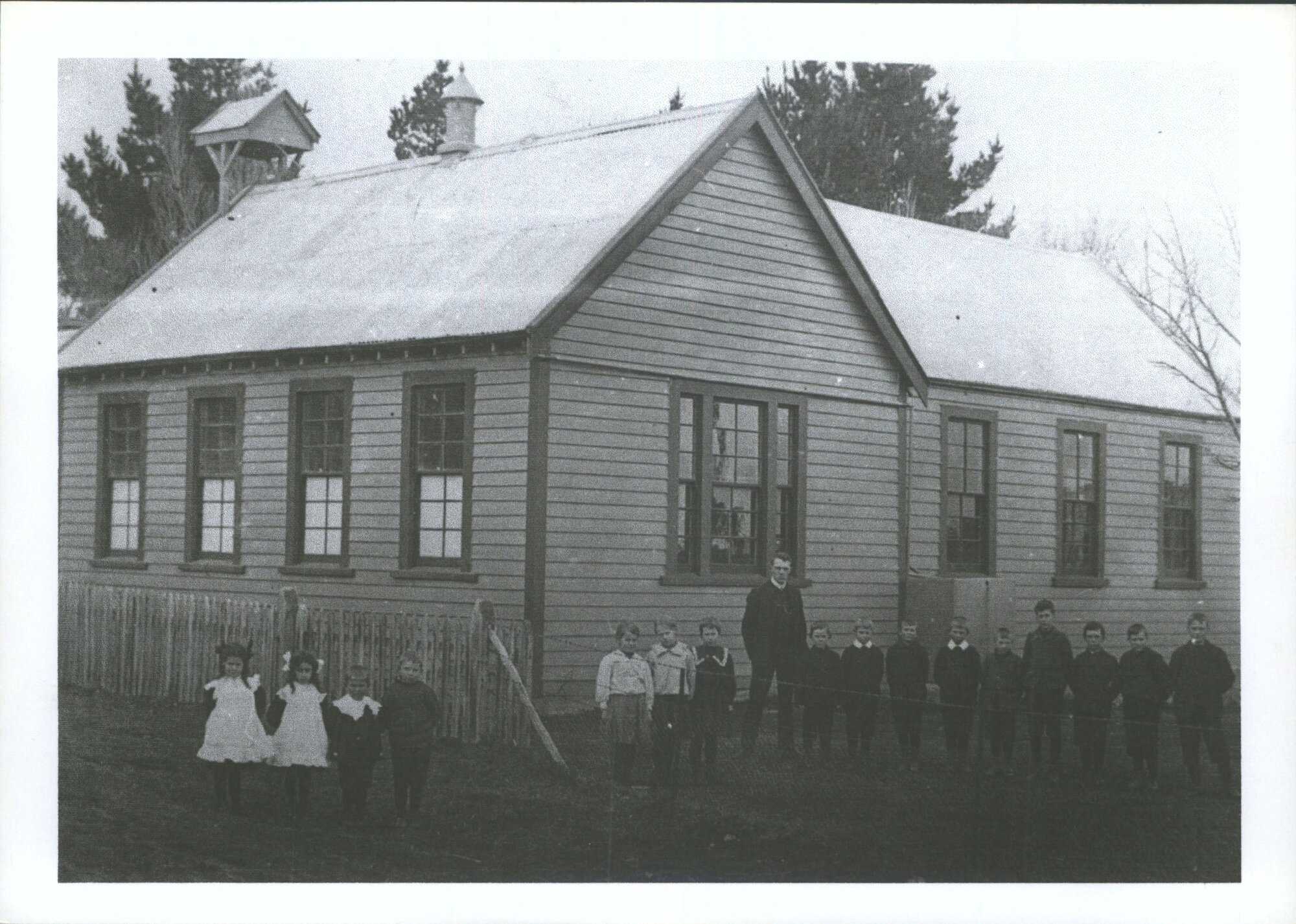 Waipori School