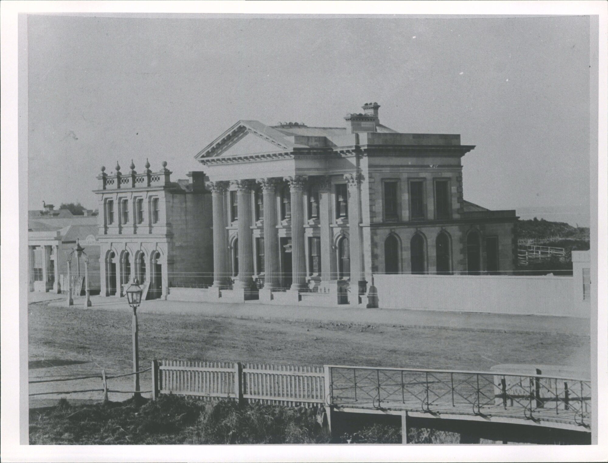 Thames St. between 1871 and 1877
