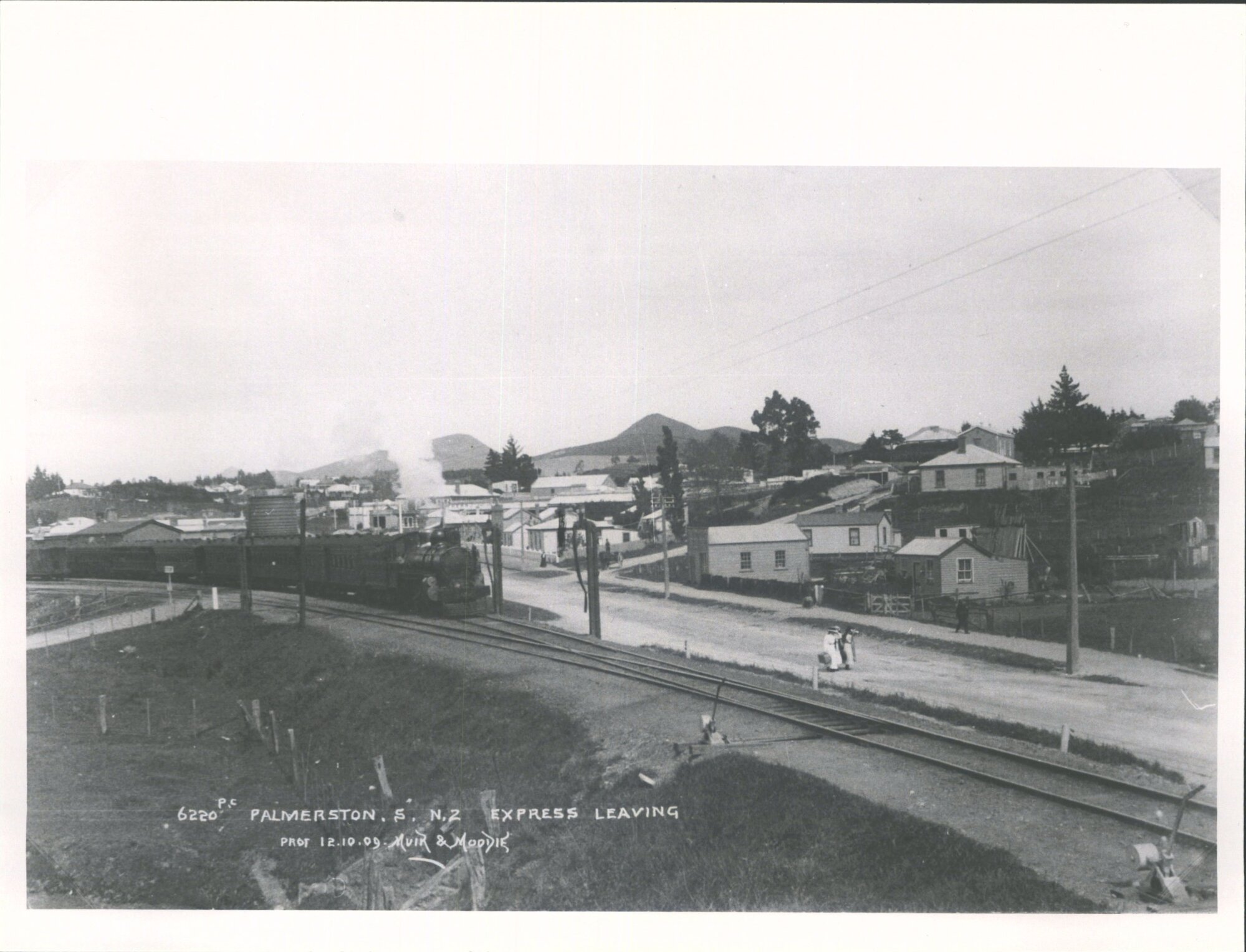 N.Z. Express leaving