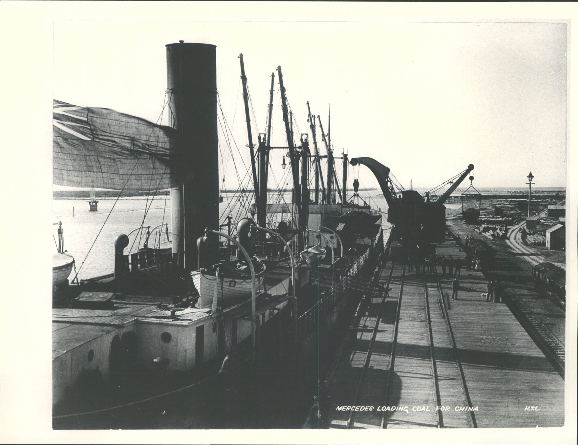 Mercedes, loading for China